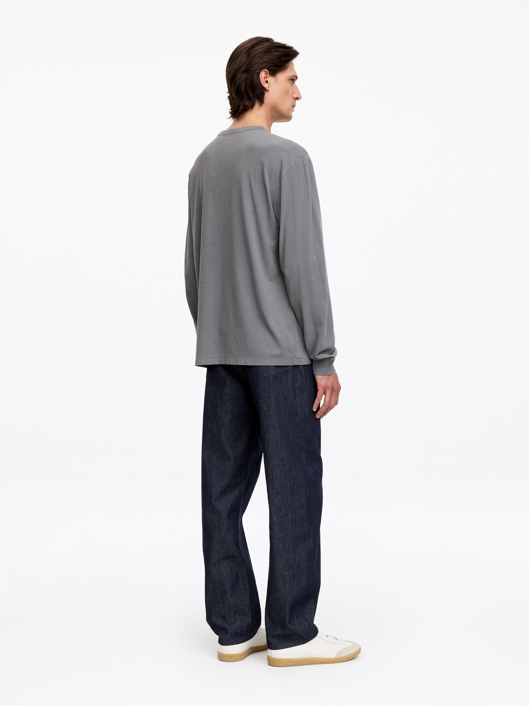 Relaxed Long-Sleeve T-Shirt - Grey - Relaxed fit - Men - StillMedia/Lookbook - 2