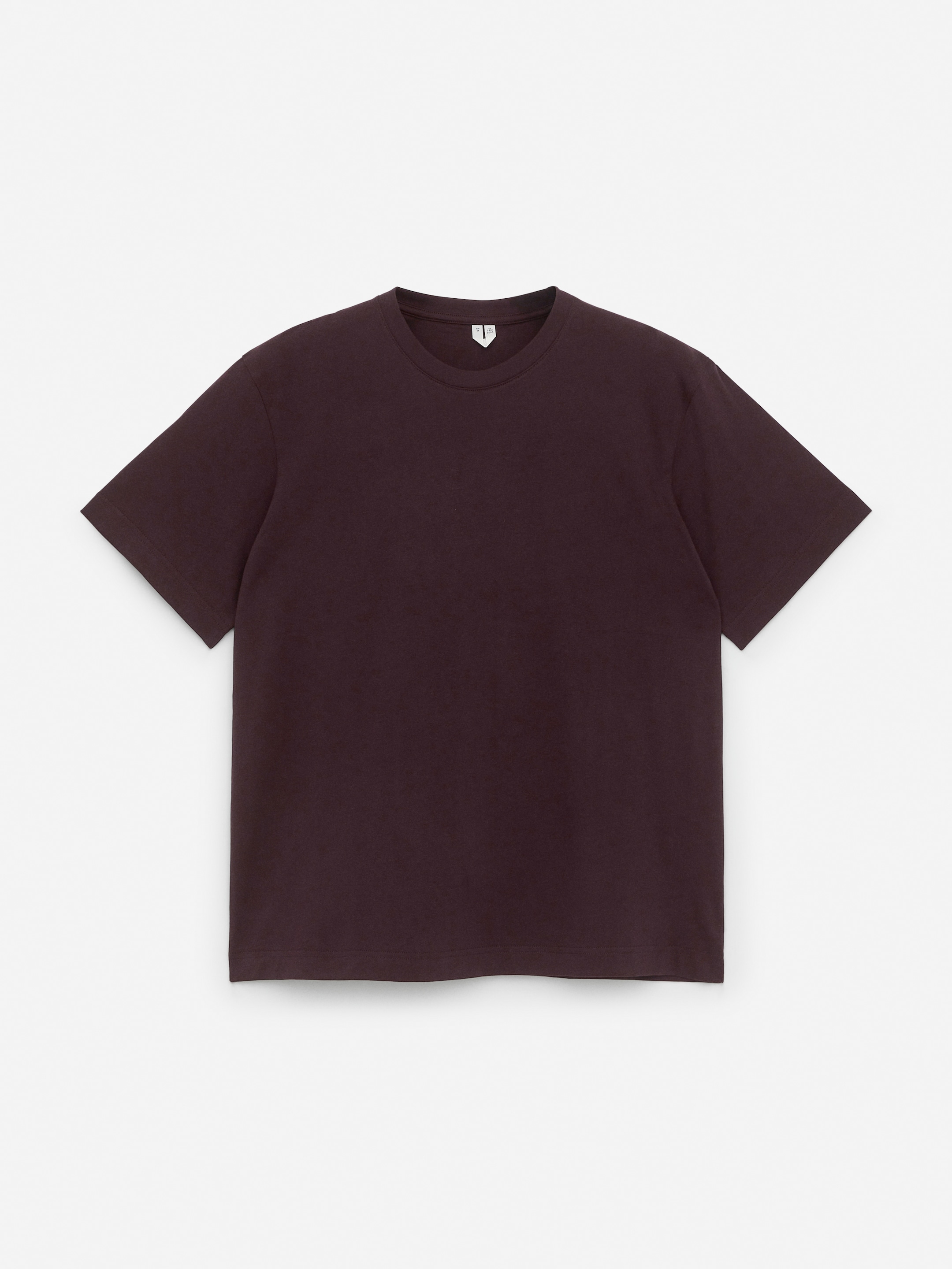220 GSM Relaxed T-Shirt - Burgundy - Regular fit - Men - StillMedia/DescriptiveStillLife - 1