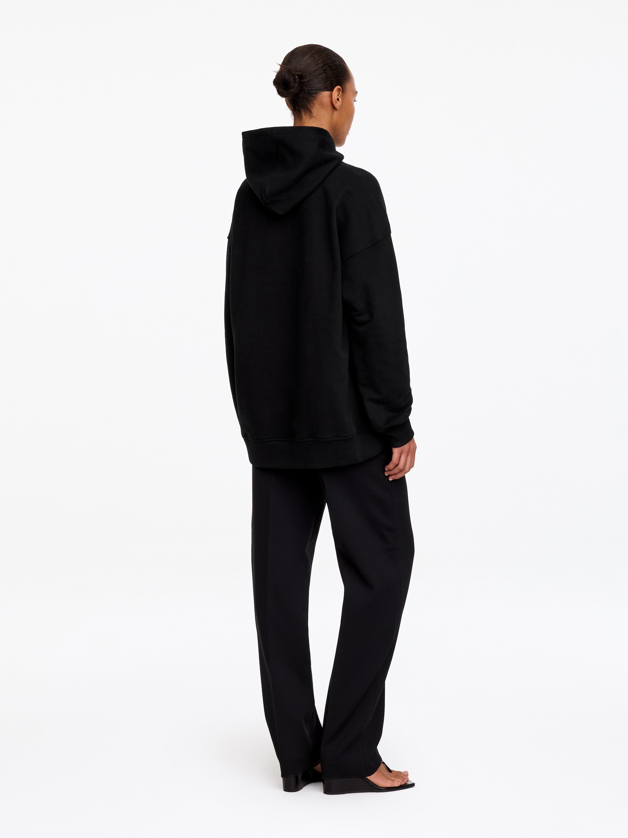 Brushed terry hoodie - Black - Regular fit - women - StillMedia/Lookbook - 2