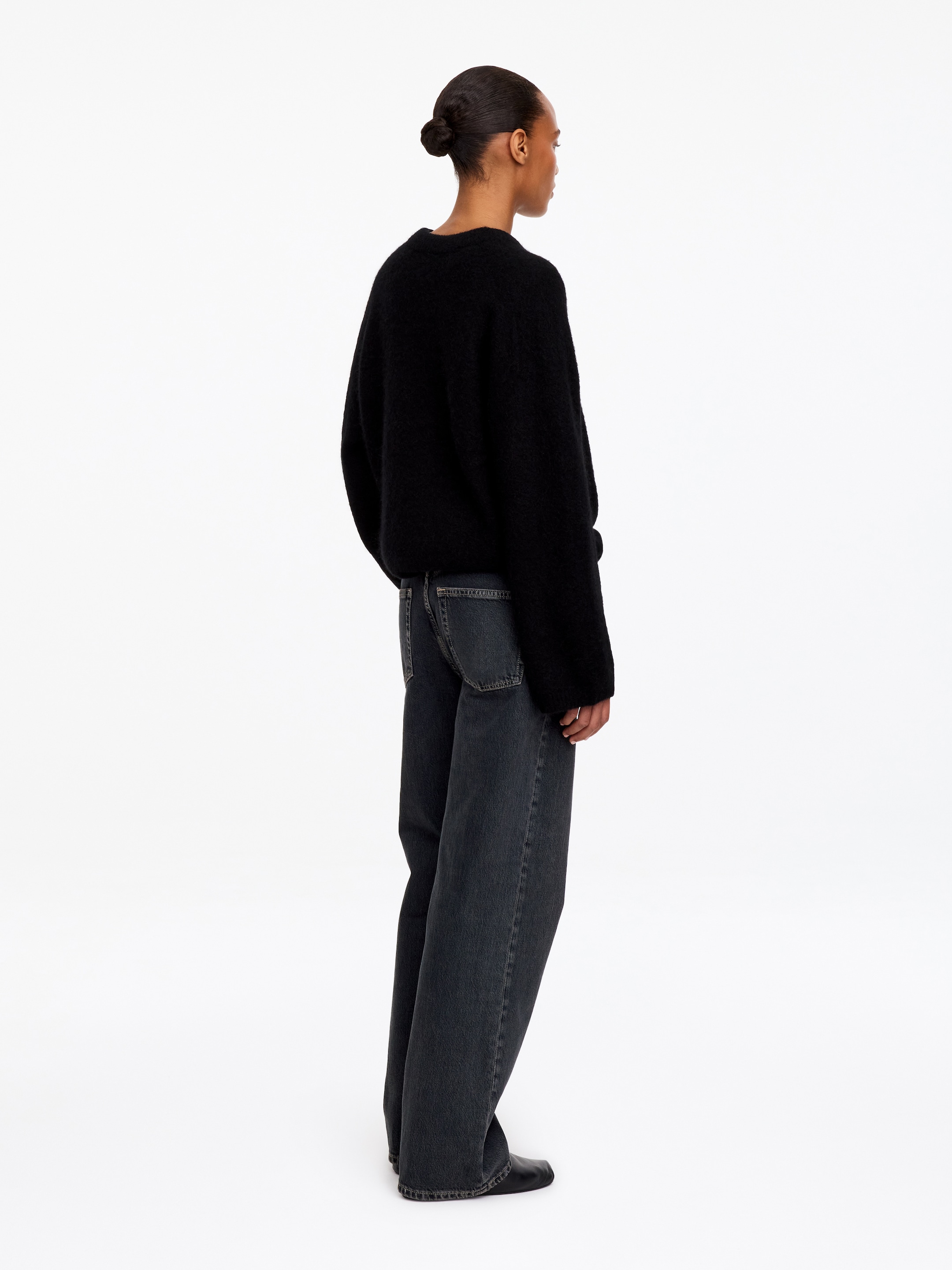 CORAL Wide Jeans - Dark Blue - Relaxed fit - women - StillMedia/Lookbook - 2