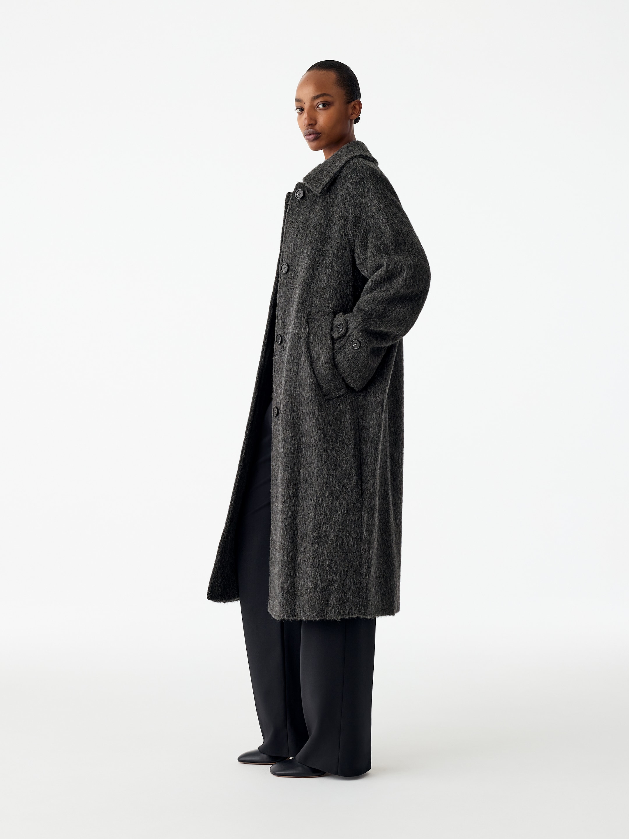 Wool-Alpaca Blend Coat - Black - Loose fit - women - StillMedia/Lookbook - 9