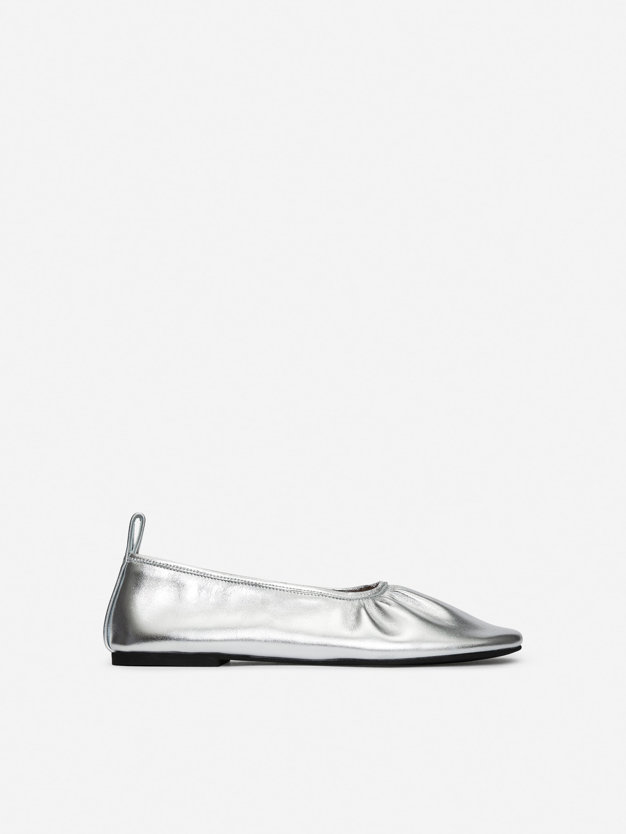 Ballerinaskor i läder-#DFDEDE-14866