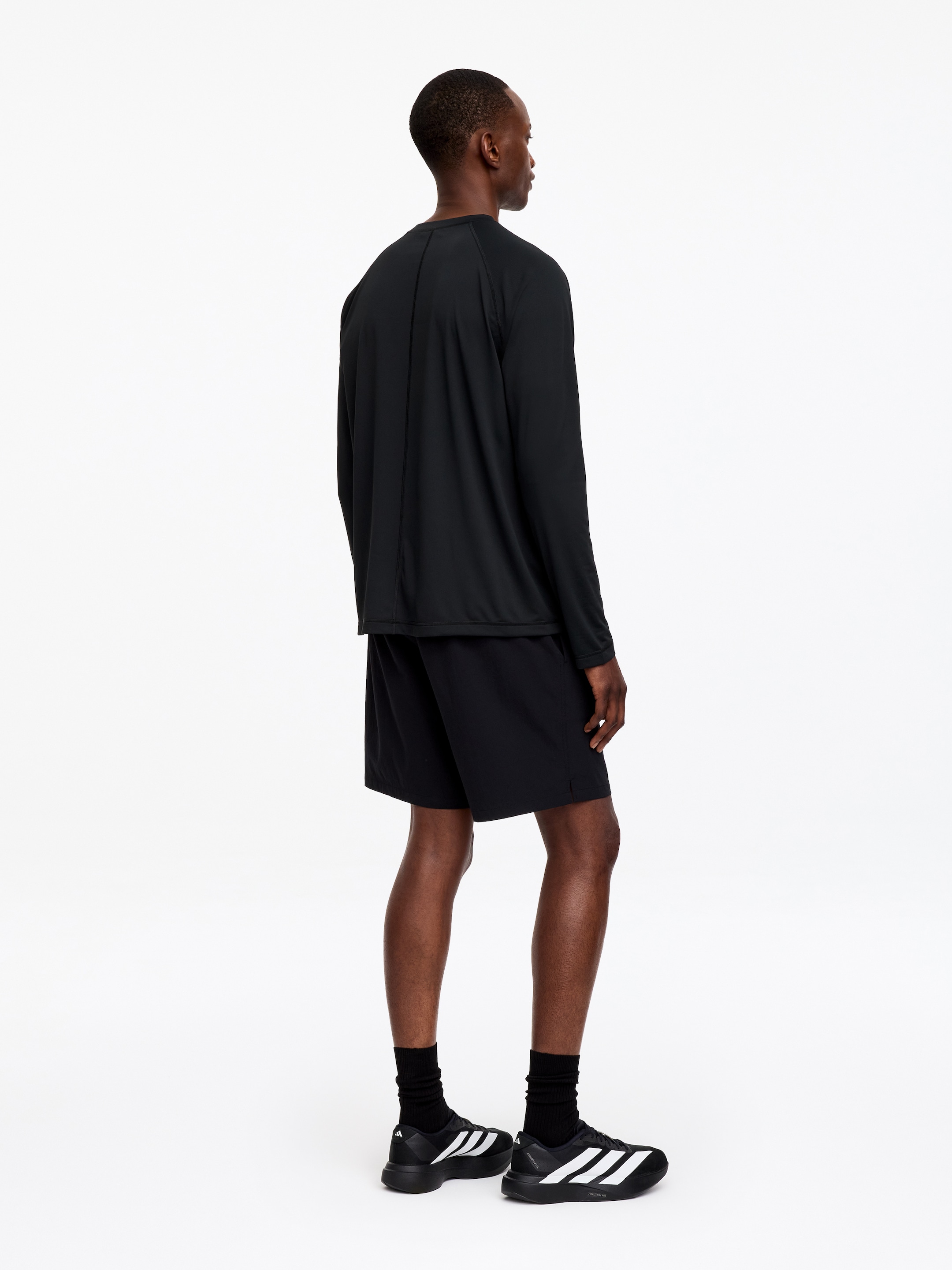 ARKET ACTIVE Langarmoberteil - Schwarz - Regular Fit - men - StillMedia/Lookbook - 2