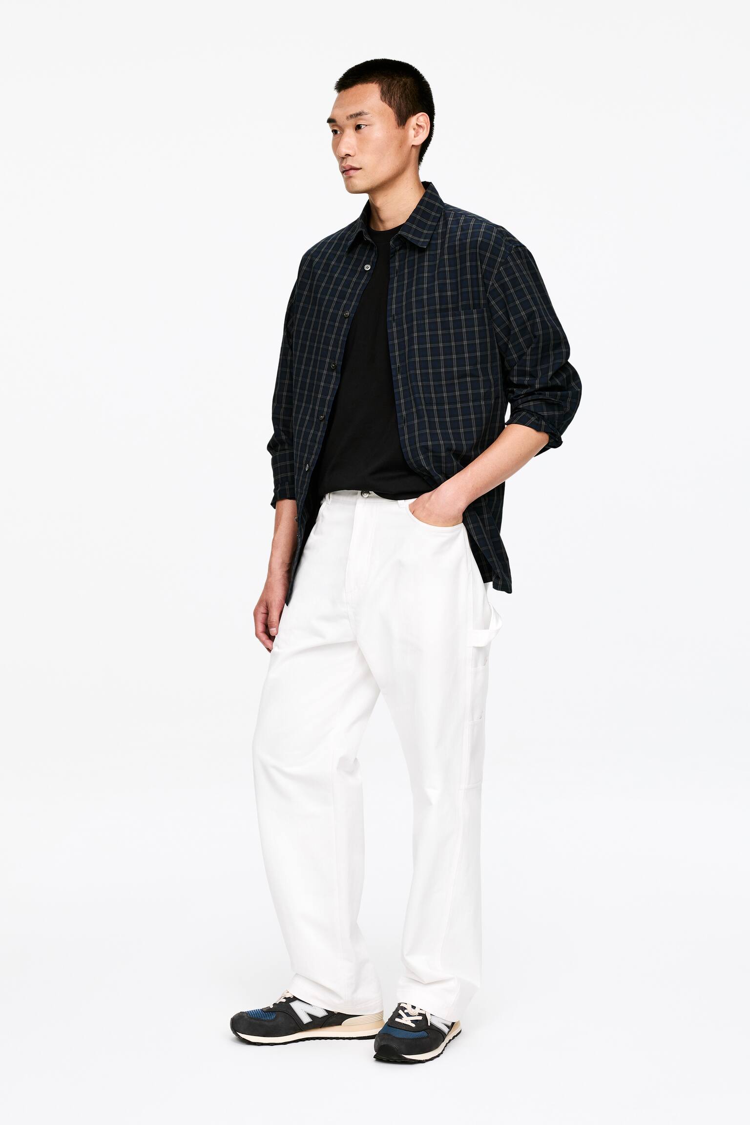 T-shirt średniej grubości - Czarny/Zielony khaki/Brązowy/Biały/Jasnoszary melanż/Ciemnoniebieski/Złamana biel/Zielony khaki/Ciemnobrązowy - 3