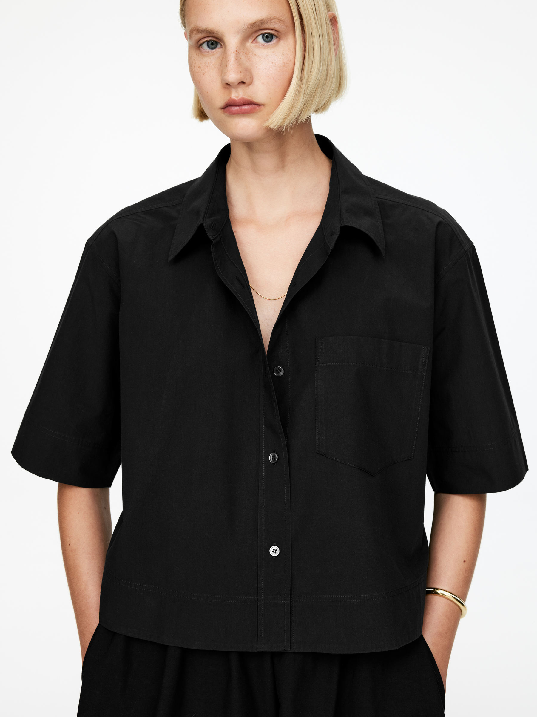 Short-Sleeve Cotton Shirt - Black - Regular fit - Women - StillMedia/Lookbook - 5