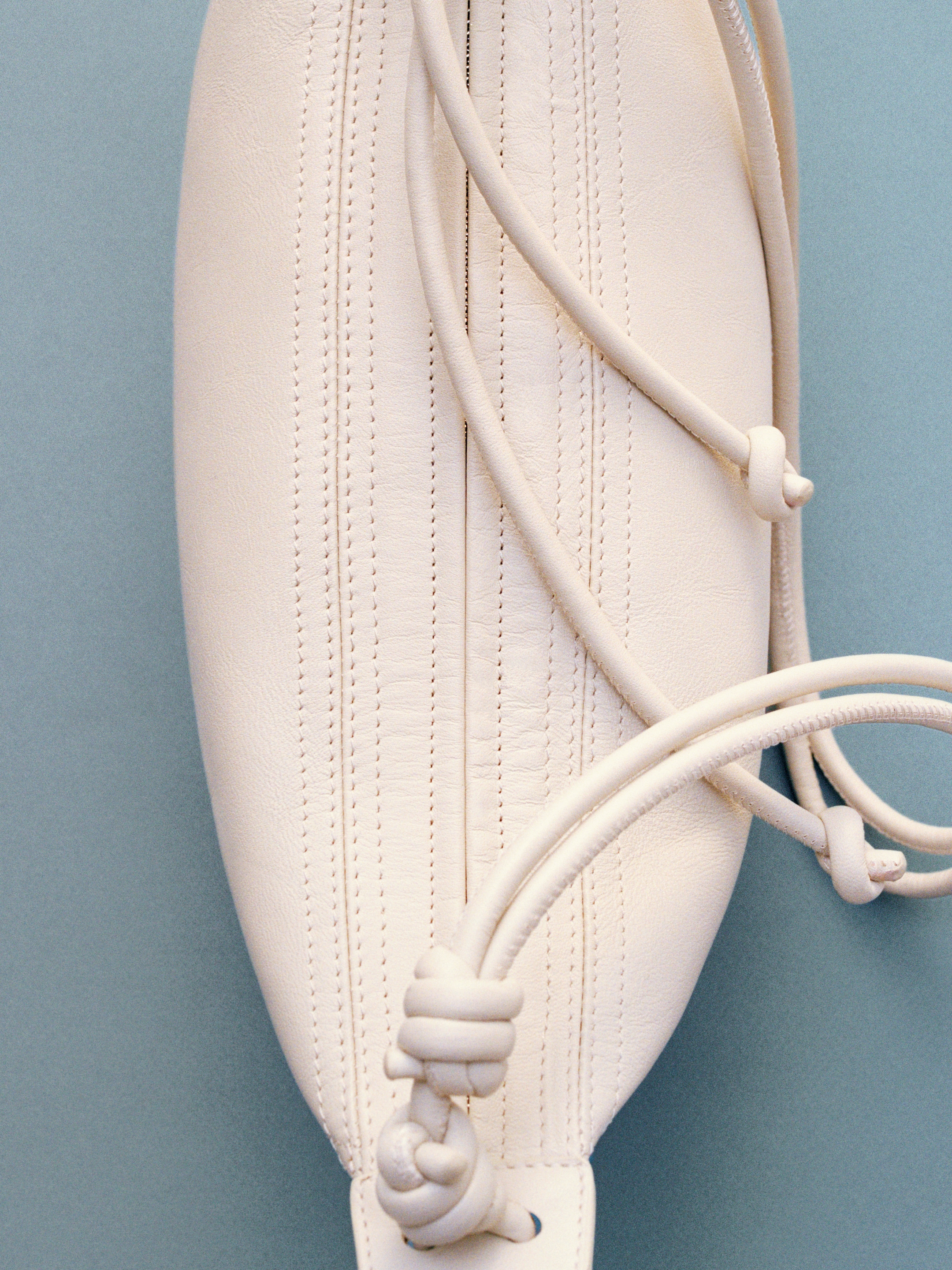 Crescent Leather Bag - Beige - Women - StillMedia/Environmental - 1