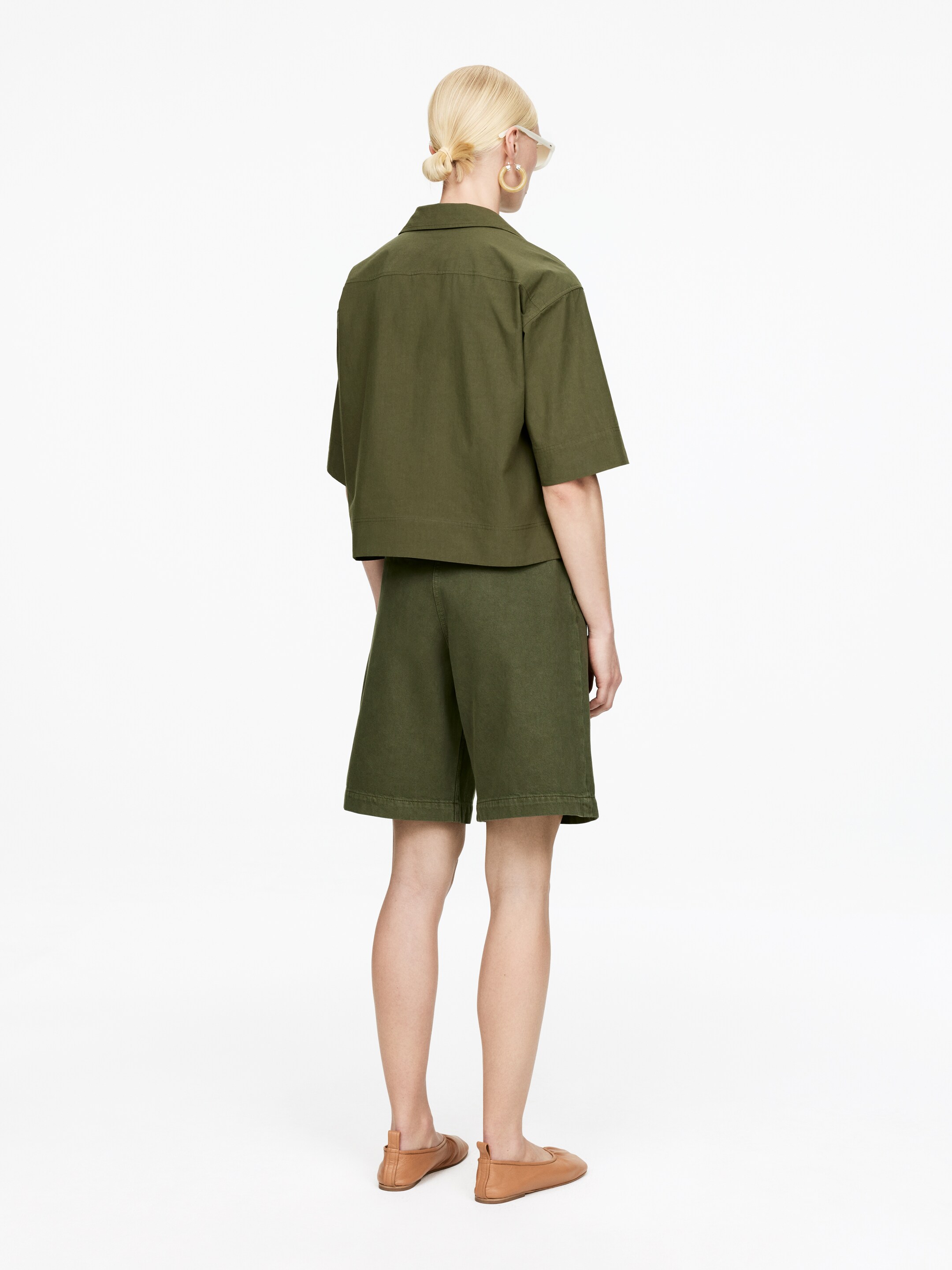 Grotere afbeelding bekijken: Geplooide short - Khaki Green - DAMES | H&M BE 3