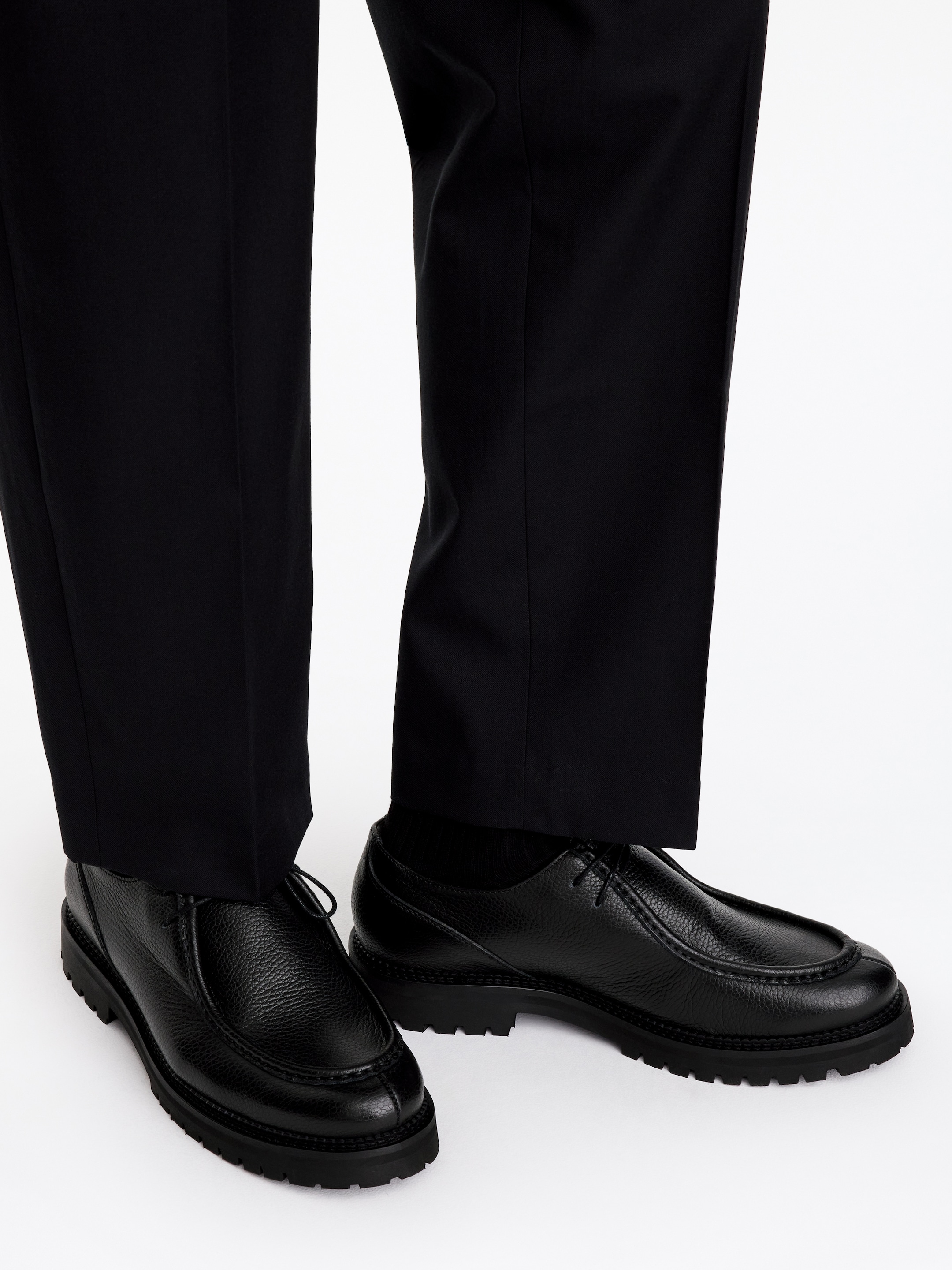 Scarpe in pelle con punta in stile mocassino - Nero - men - StillMedia/Lookbook - 11