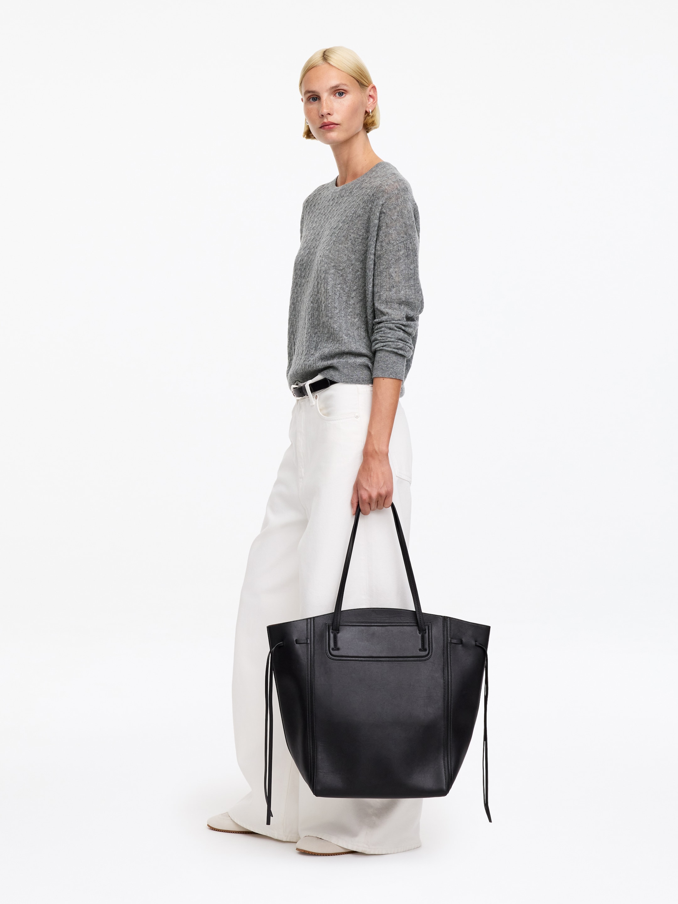Pure Cashmere Cable-Knit Jumper - Grey - Regular fit - women - StillMedia/Lookbook - 3