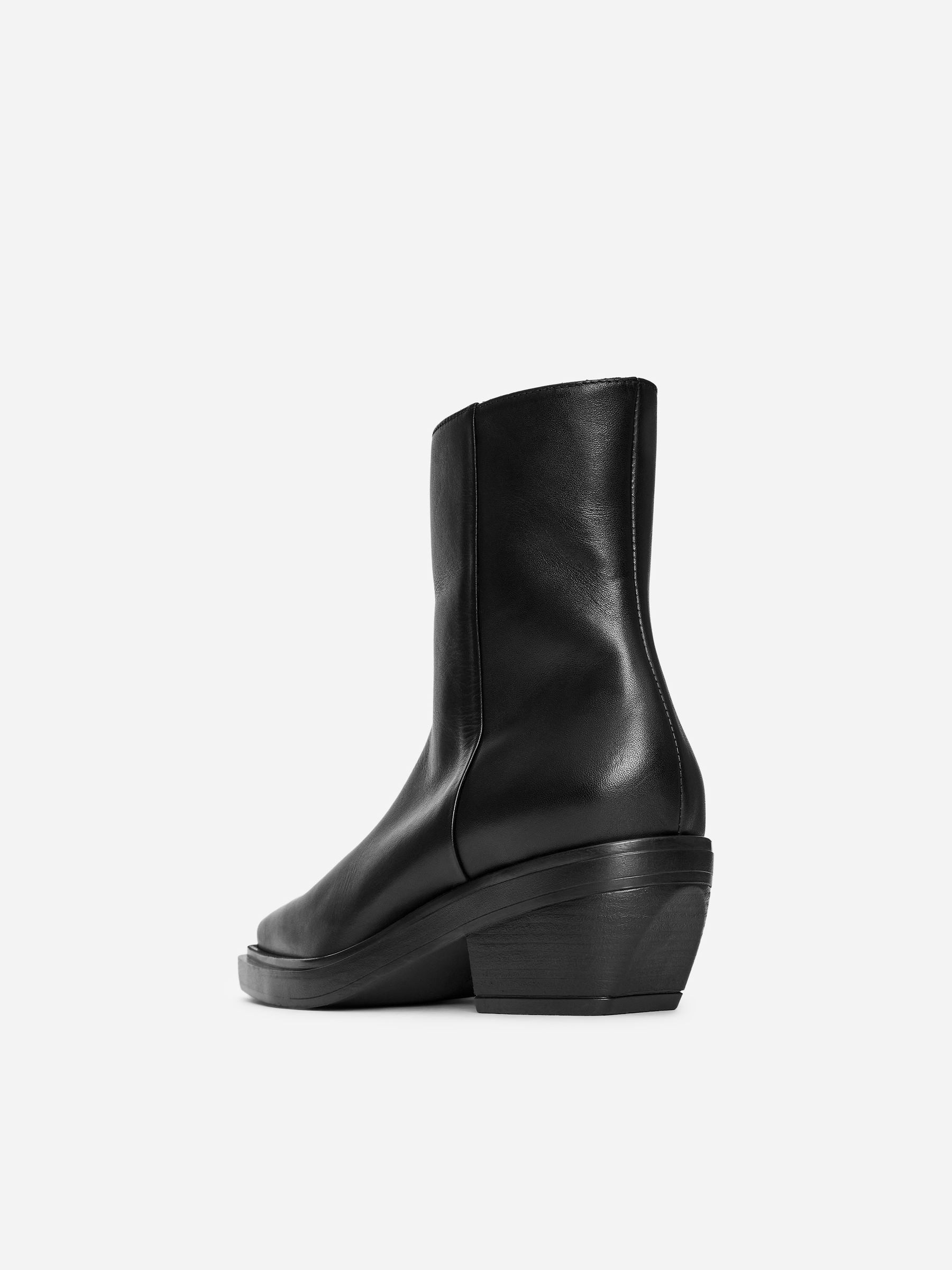 Bottes en cuir - Noir - Femme - StillMedia/DescriptiveStillLife - 12