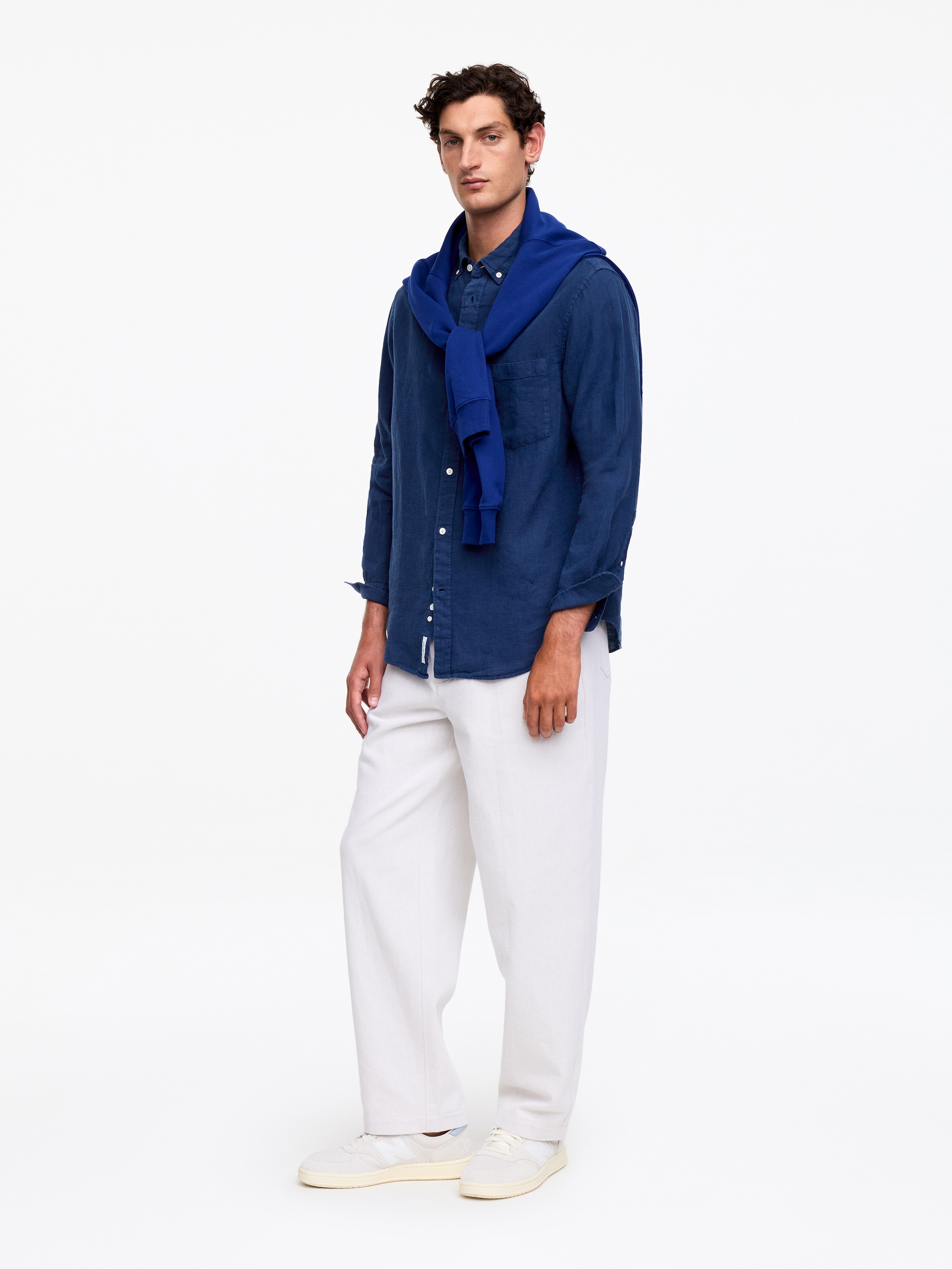 Chemise décontractée en lin - Bleu foncé - Relaxed fit - Homme - StillMedia/Lookbook - 2