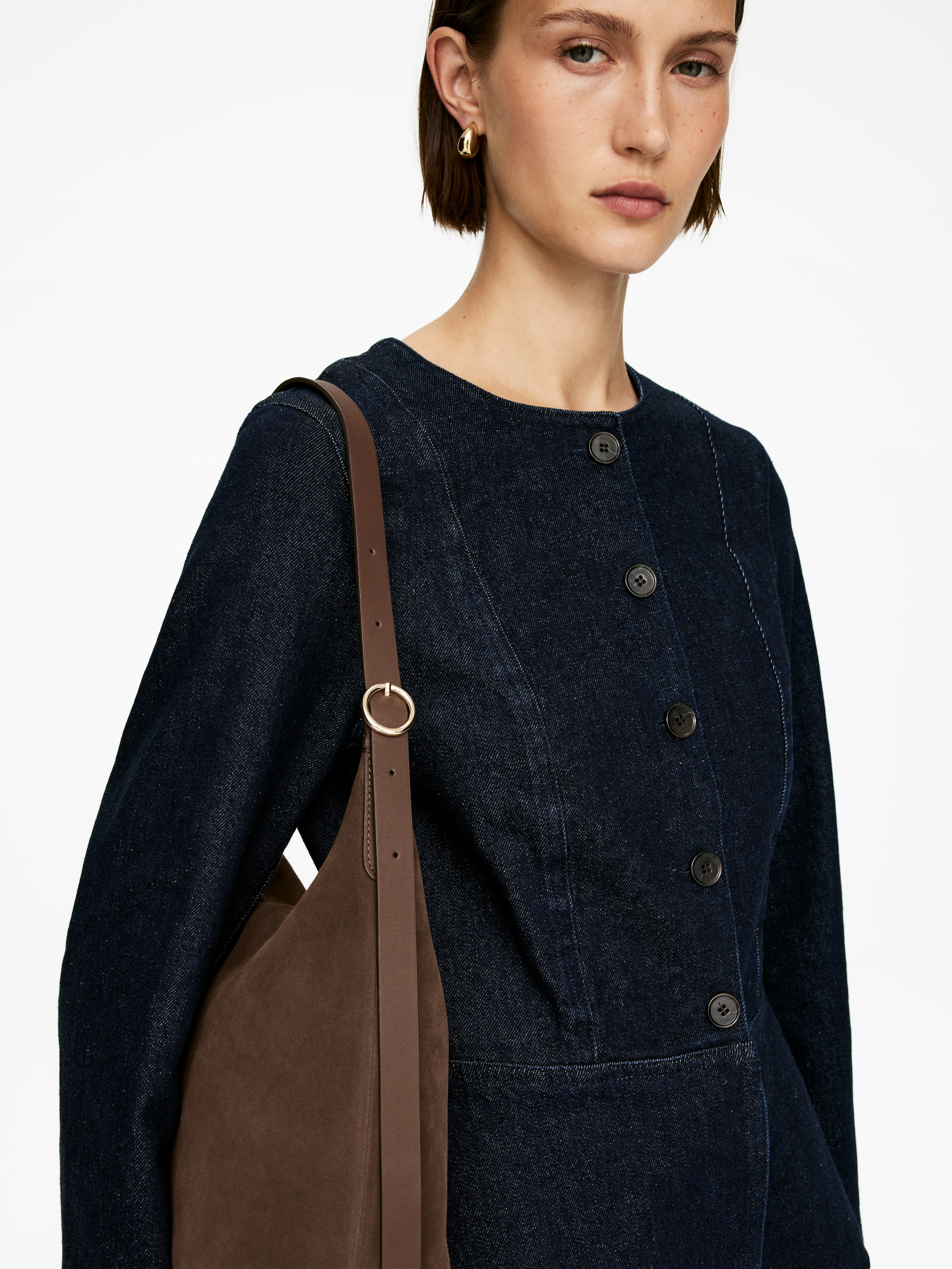 Visa större bild: Axelremsväska i mocka - Brun - DAM | H&M SE 1