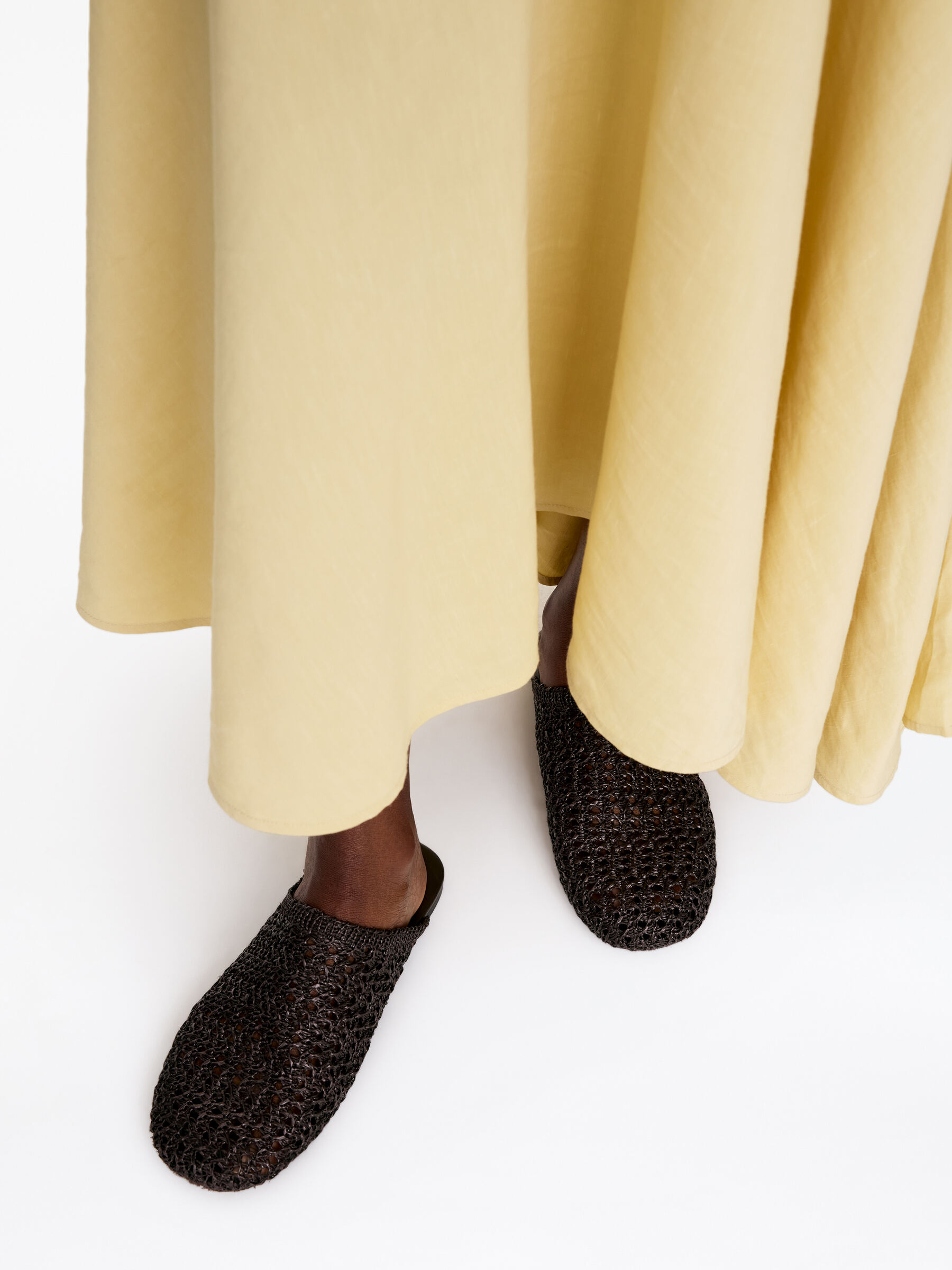 Crocheted Slippers - Brown - Women - StillMedia/Lookbook - 8