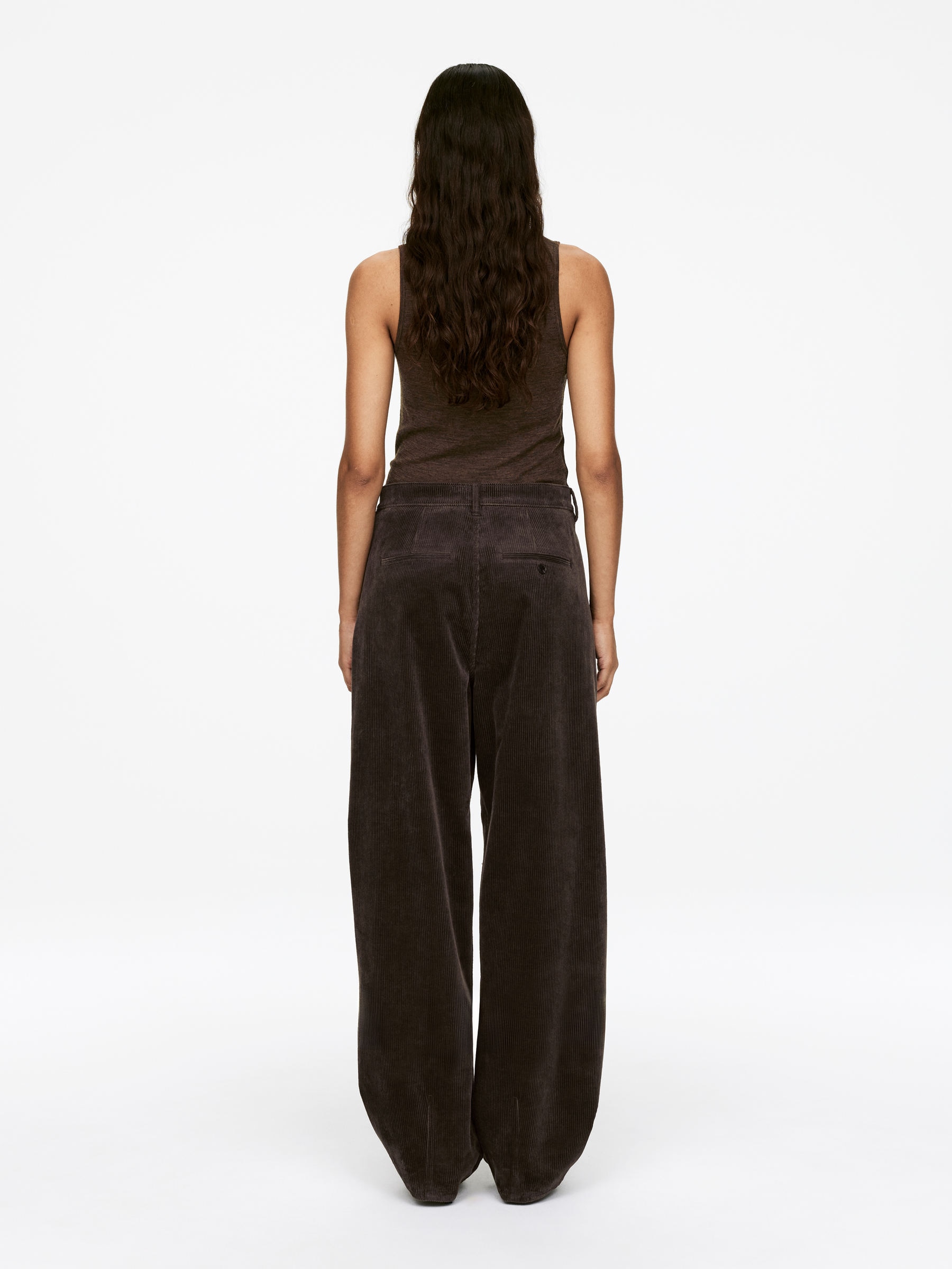 Barrel-Leg Corduroy Trousers - Dark Brown - Loose fit - Women - StillMedia/Lookbook - 6
