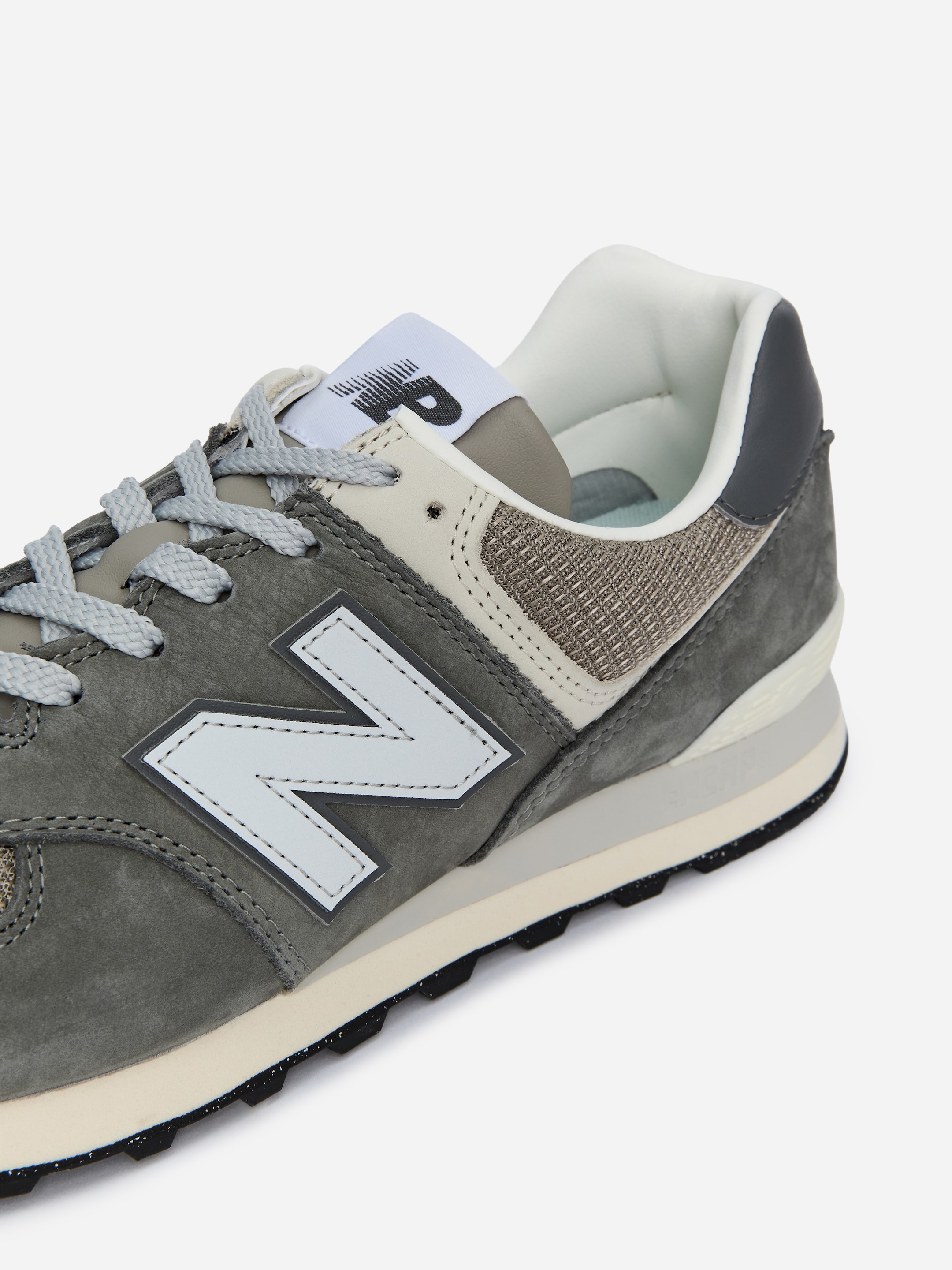 New Balance 574 Trainers - Grey - Men - StillMedia/DescriptiveDetail - 3