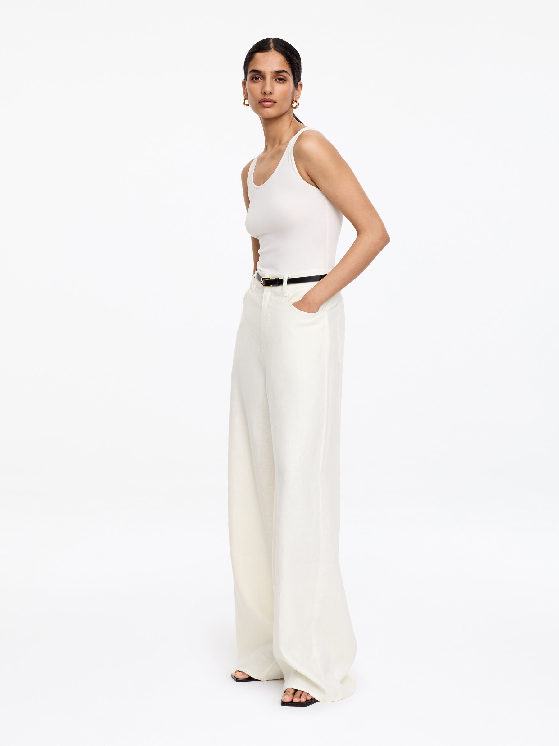 Five-Pocket Linen Trousers - White - Loose fit - Women - StillMedia/Lookbook - 4
