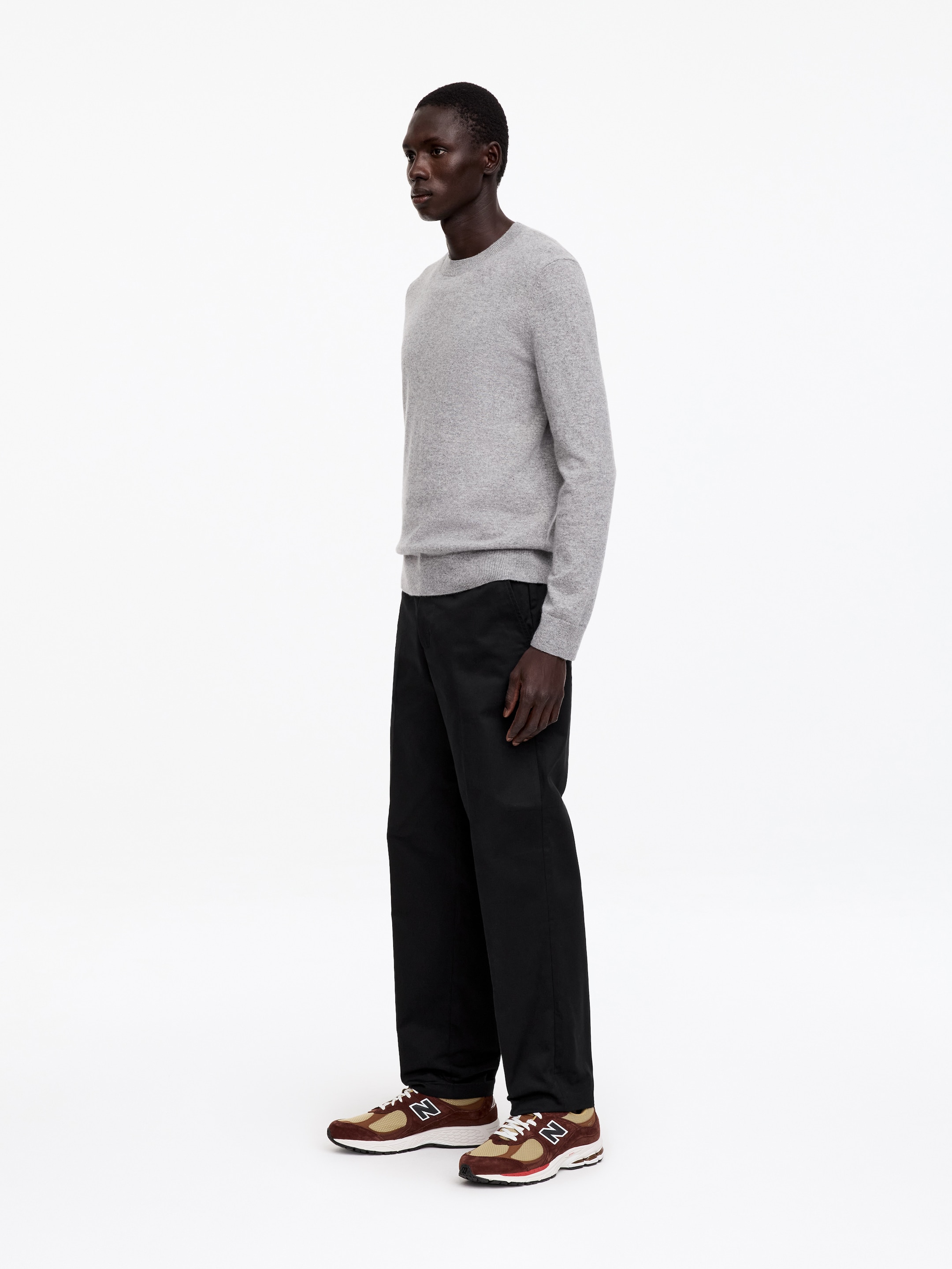 Relaxed chinos - Svart - Relaxed fit - men - StillMedia/Lookbook - 2