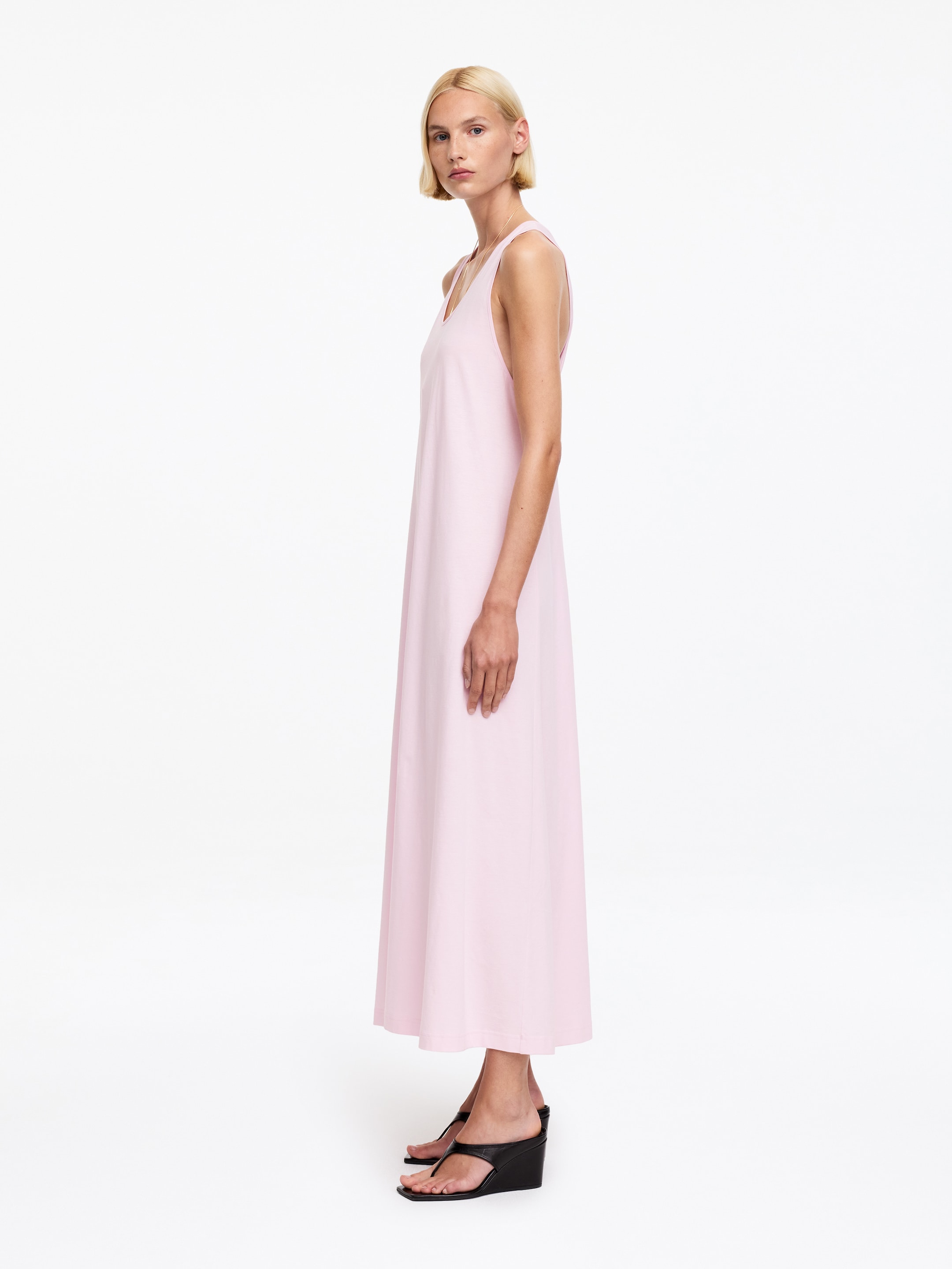 Twisted Back Maxi Dress - Pink - Regular fit - Women - StillMedia/Lookbook - 3