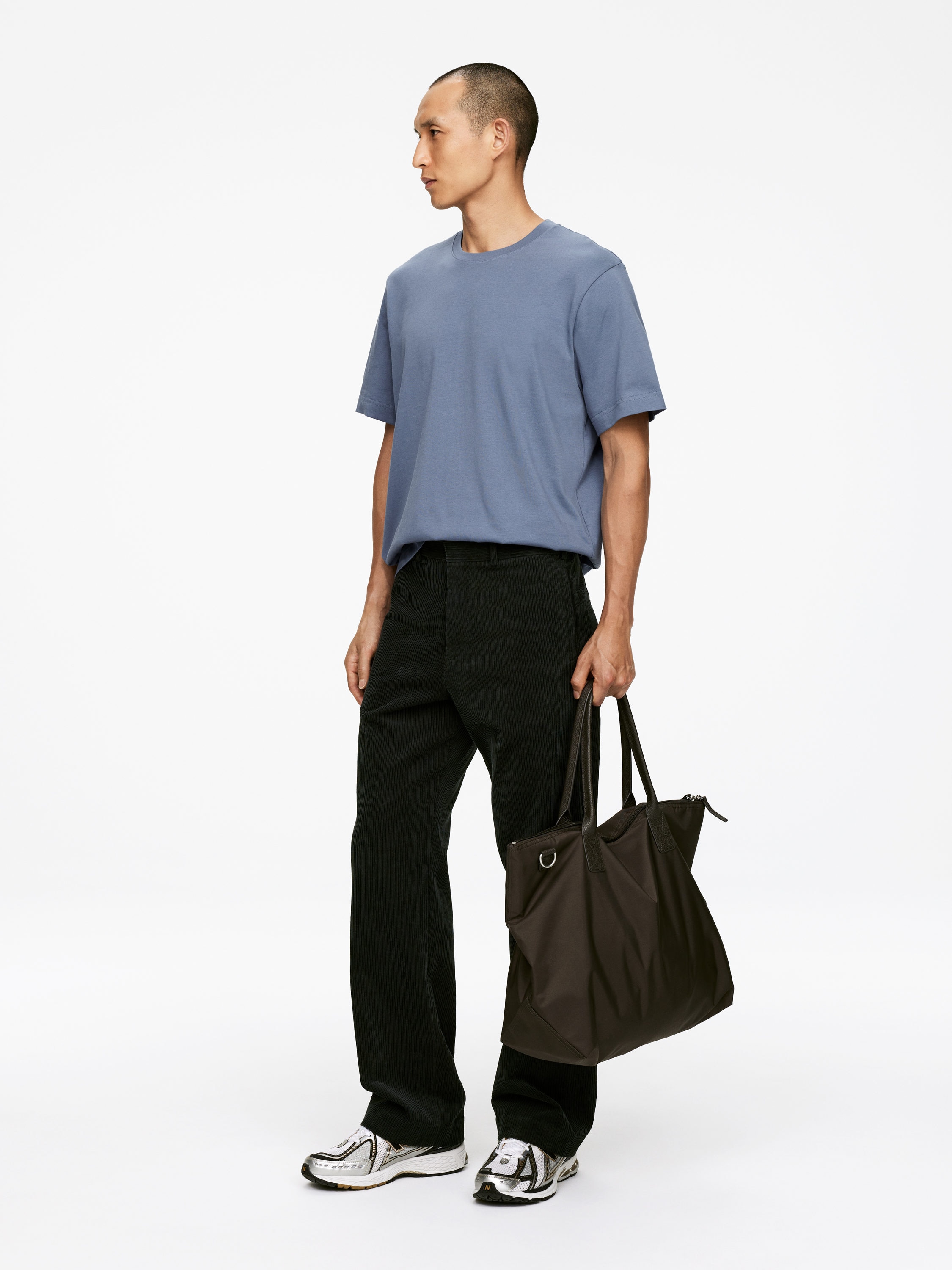 220 GSM Relaxed T-Shirt - Dusty Blue - Regular fit - Men - StillMedia/Lookbook - 9