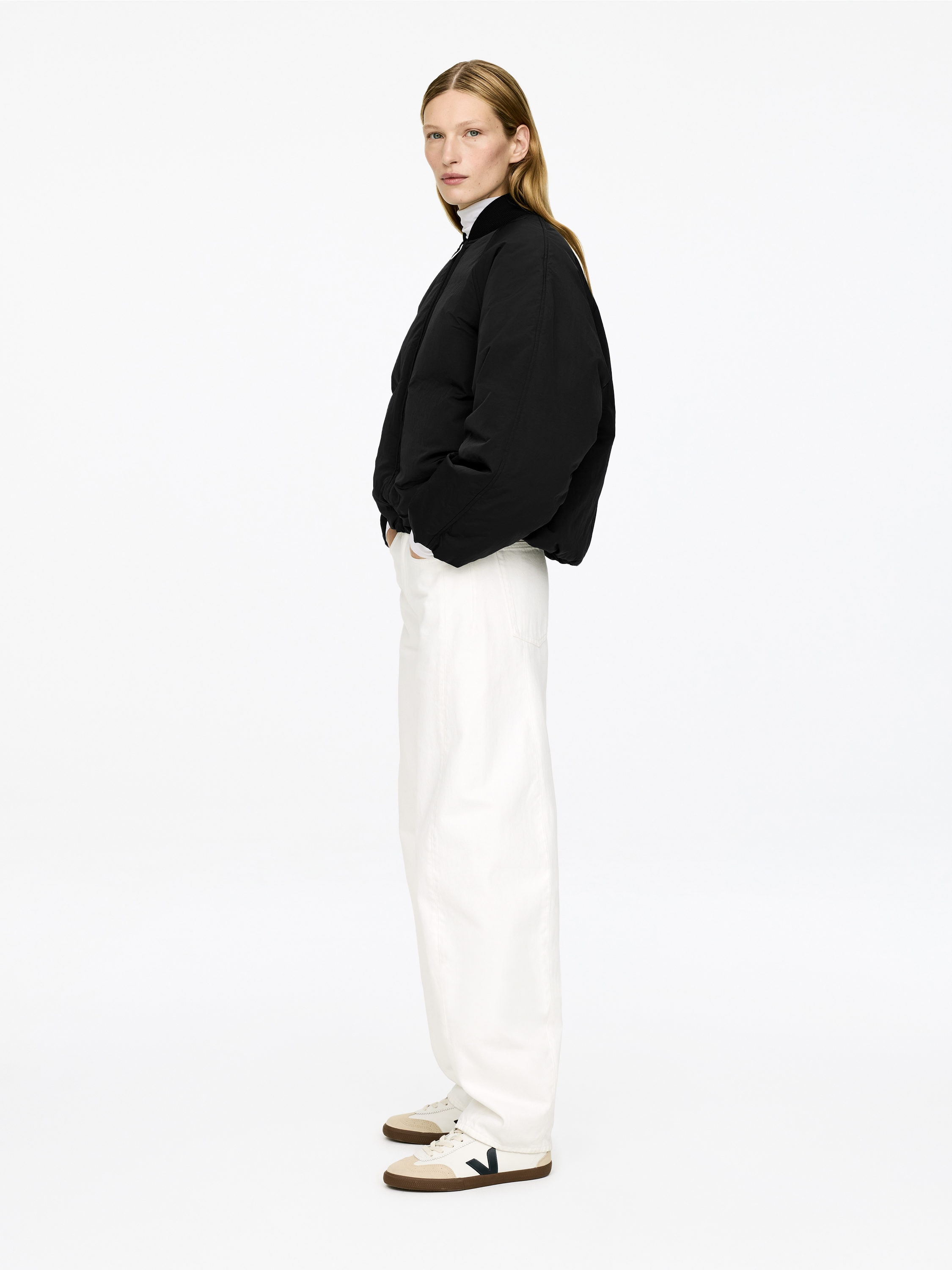 Upcycled Down Cropped Jacket - Black - Oversized - Women - StillMedia/Lookbook - 3
