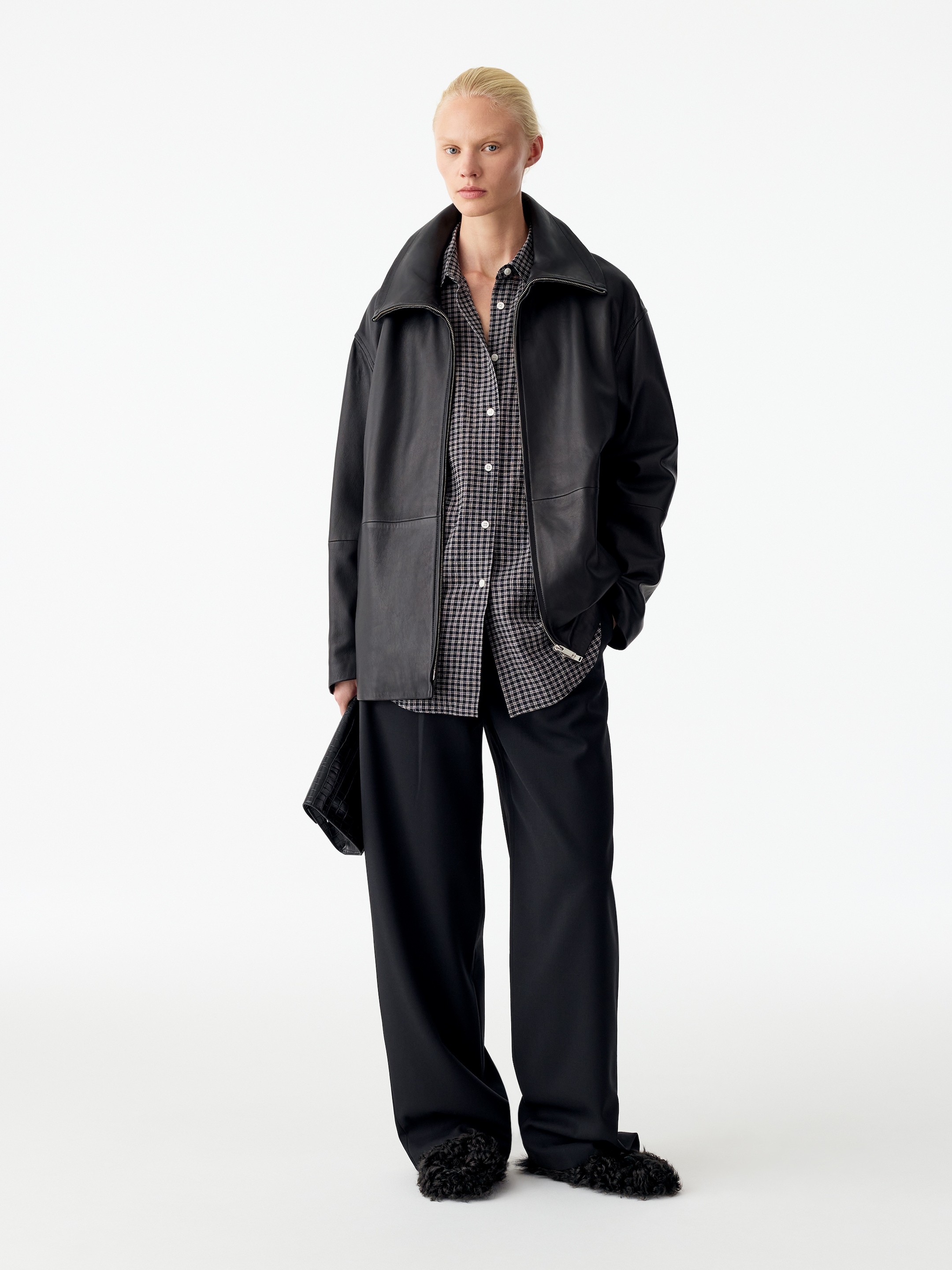 Mules de borreguito - Negro - women - StillMedia/Lookbook - 9