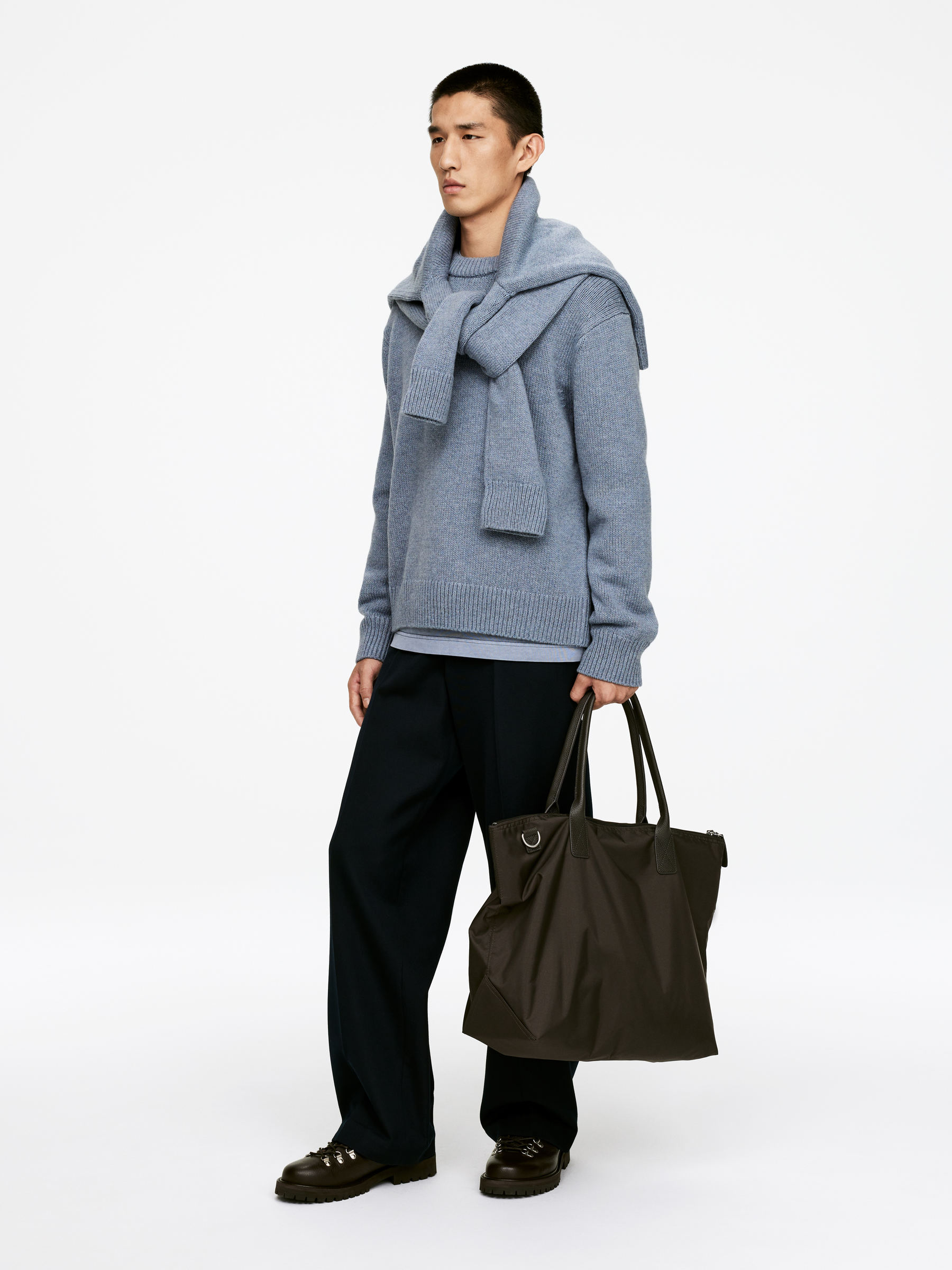 Heavy Knit Wool Jumper - Mid Blue - Relaxed fit - Men - StillMedia/Lookbook - 4