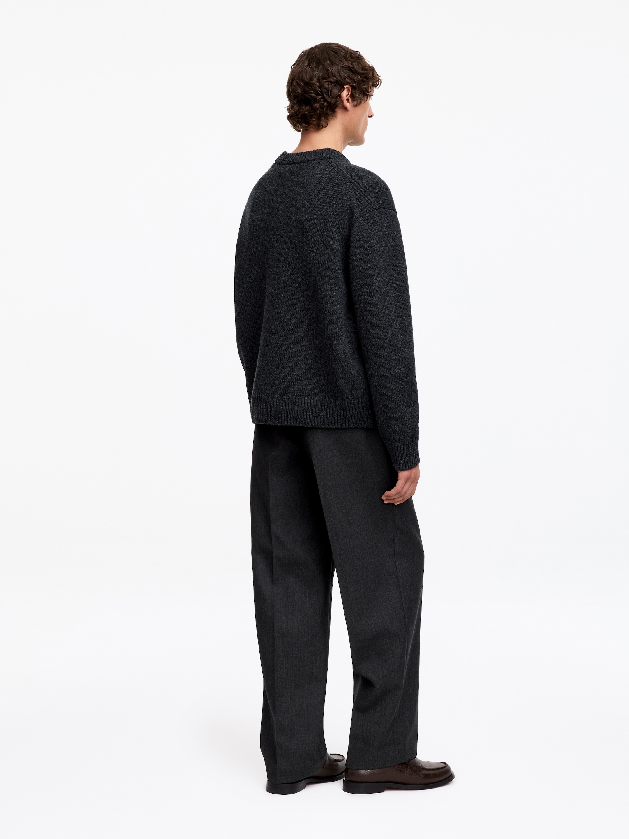 Relaxed Wool Trousers - Dark grey - Relaxed fit - men - StillMedia/Lookbook - 4