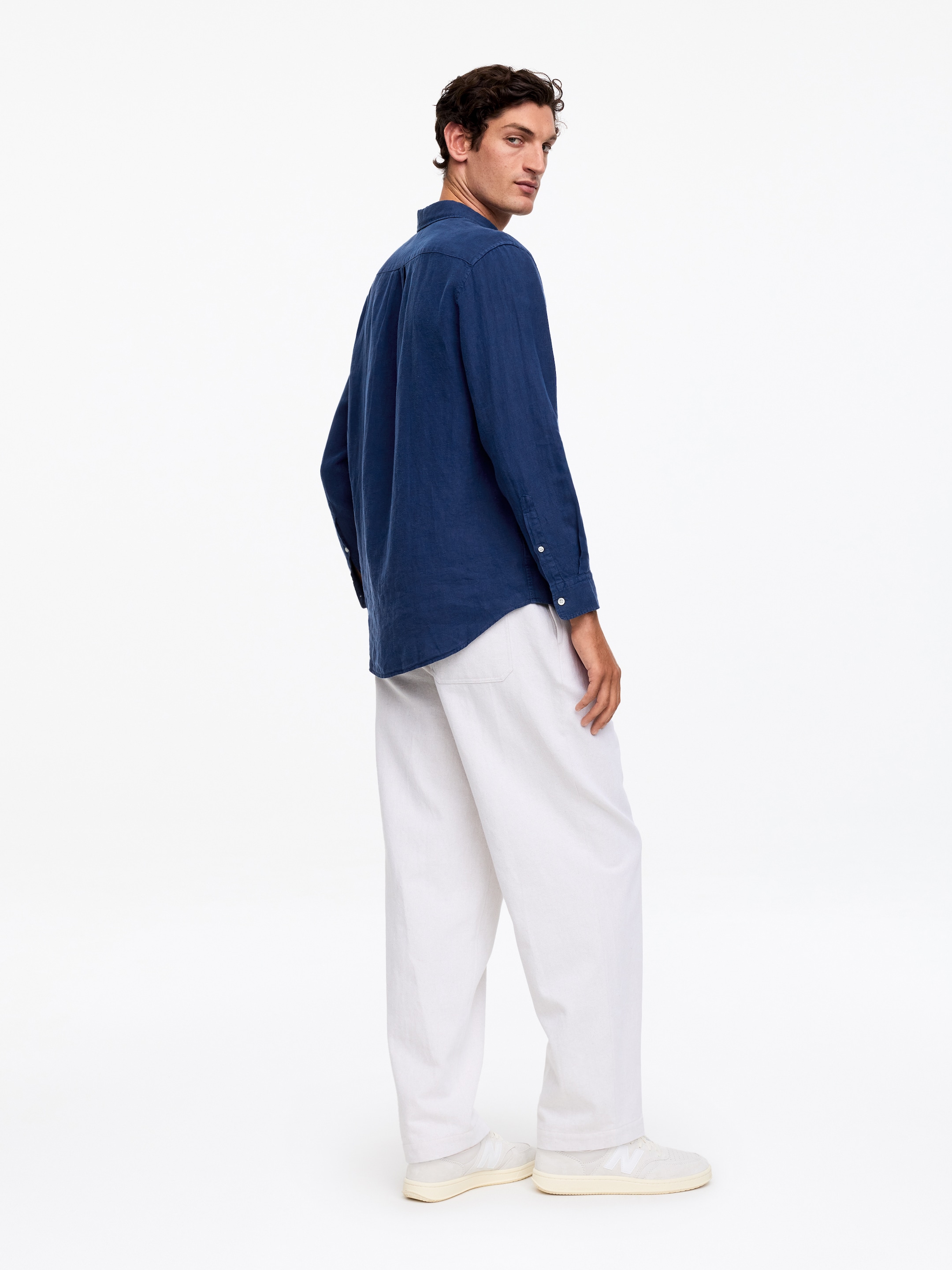 Chemise décontractée en lin - Bleu foncé - Relaxed fit - Homme - StillMedia/Lookbook - 5