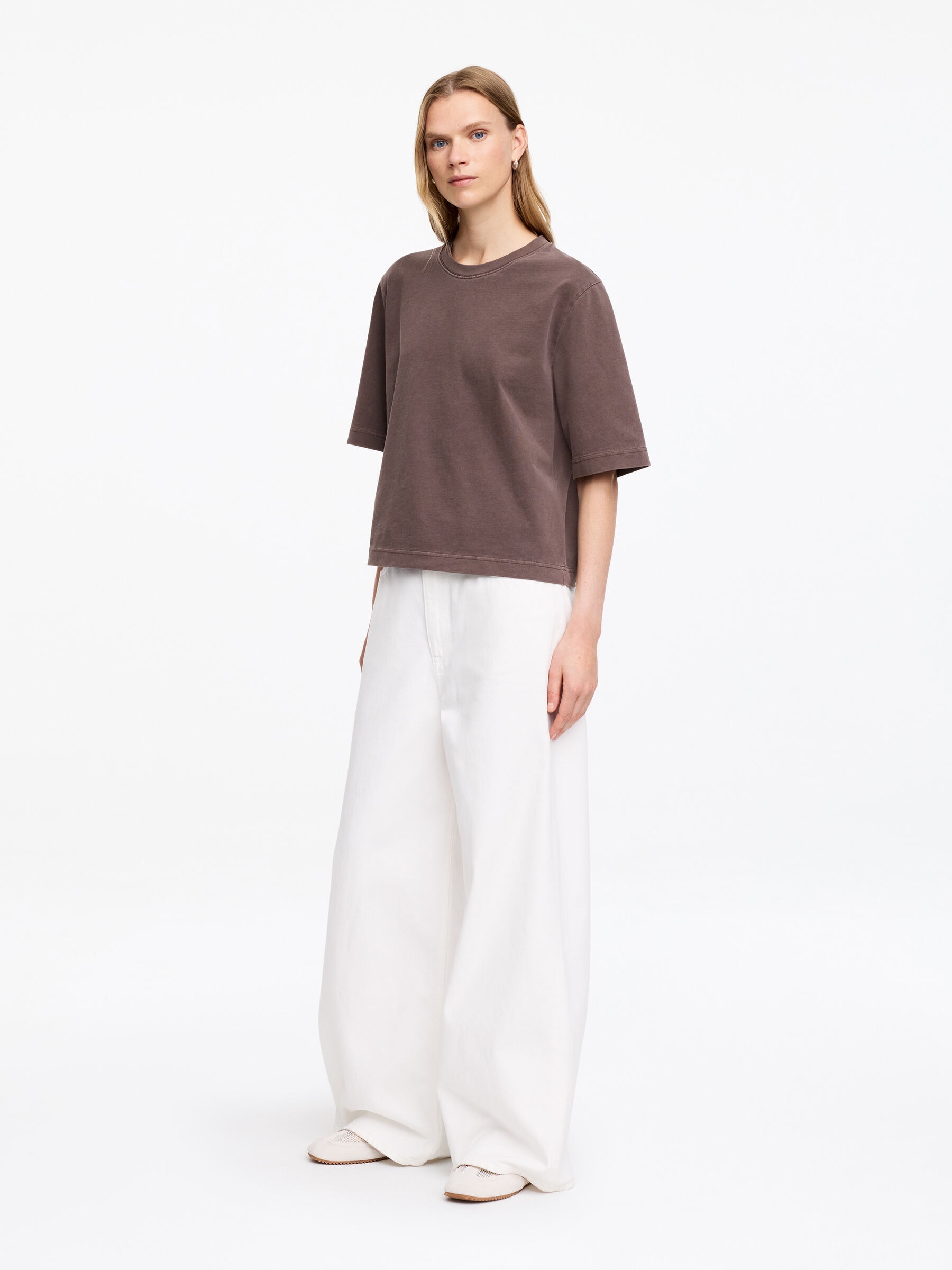 T-shirt signature carré - Marron - Relaxed fit - Femme - StillMedia/Lookbook - 4