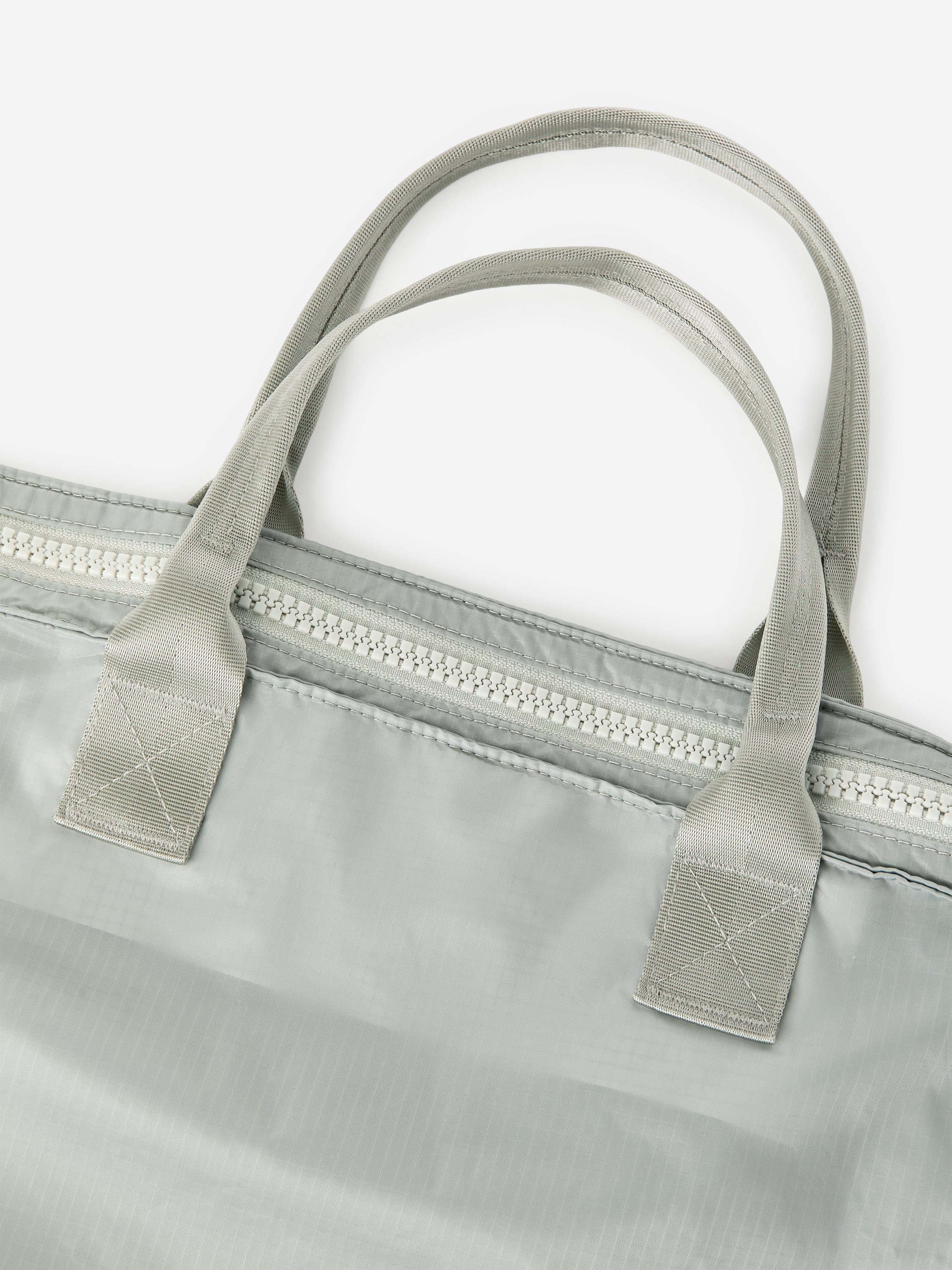Ripstop Messenger Bag – Sage Green – Men – ARKET WW