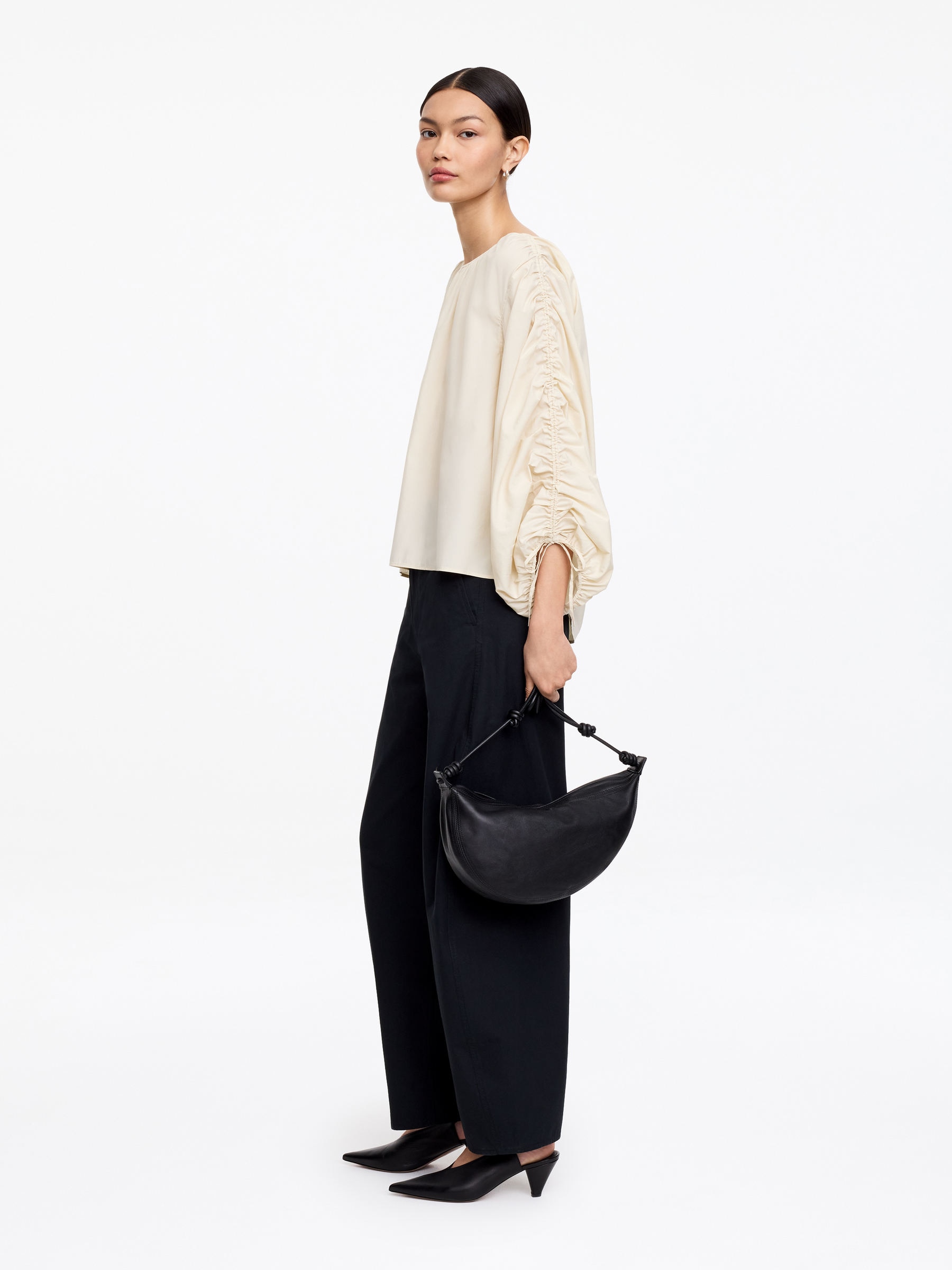 Marszczona bluzka - Beżowy - Luźny fason - Women - StillMedia/Lookbook - 5