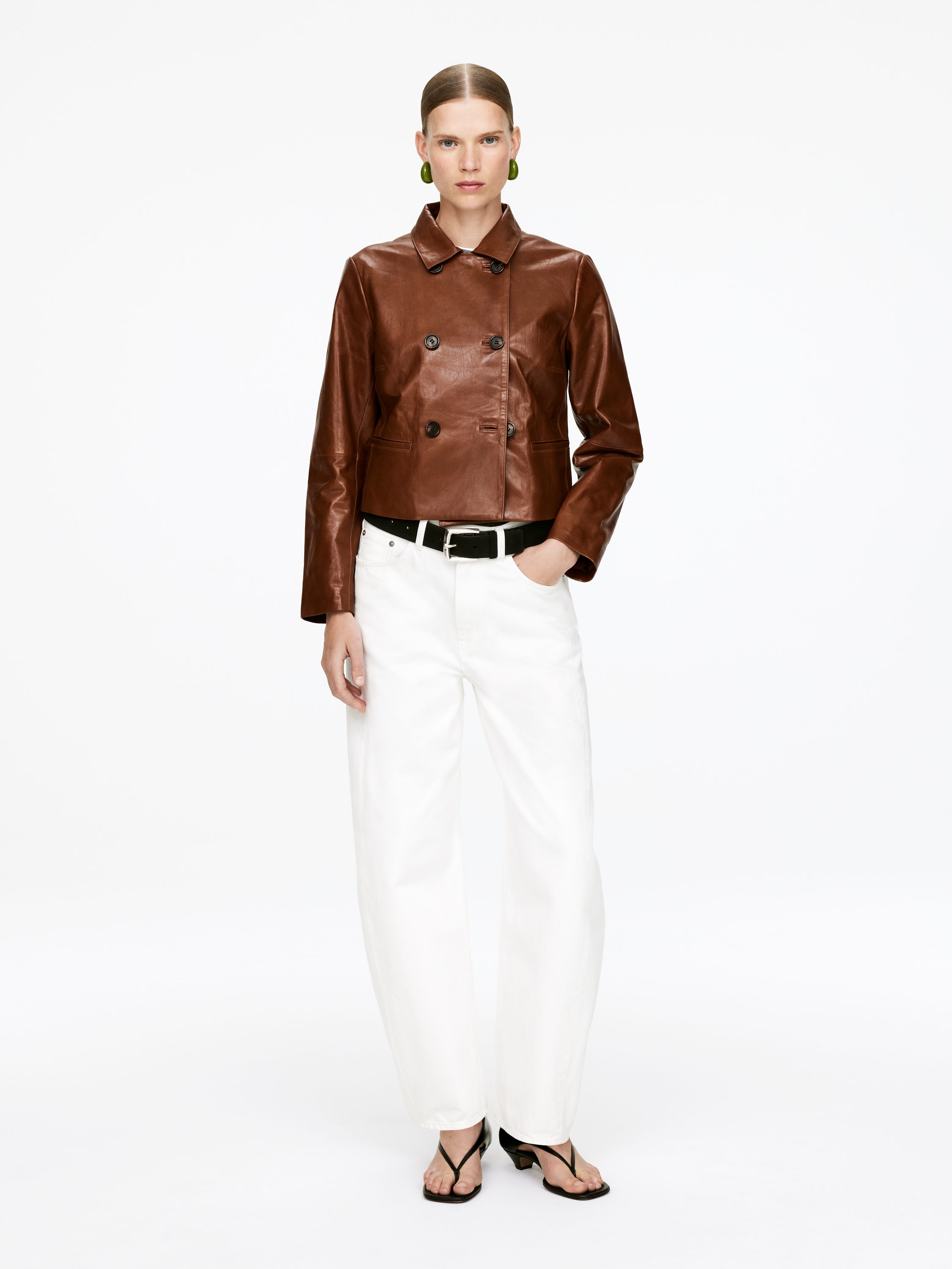 Double-Breasted Leather Jacket - Brown - Regular fit - Women - StillMedia/Lookbook - 6