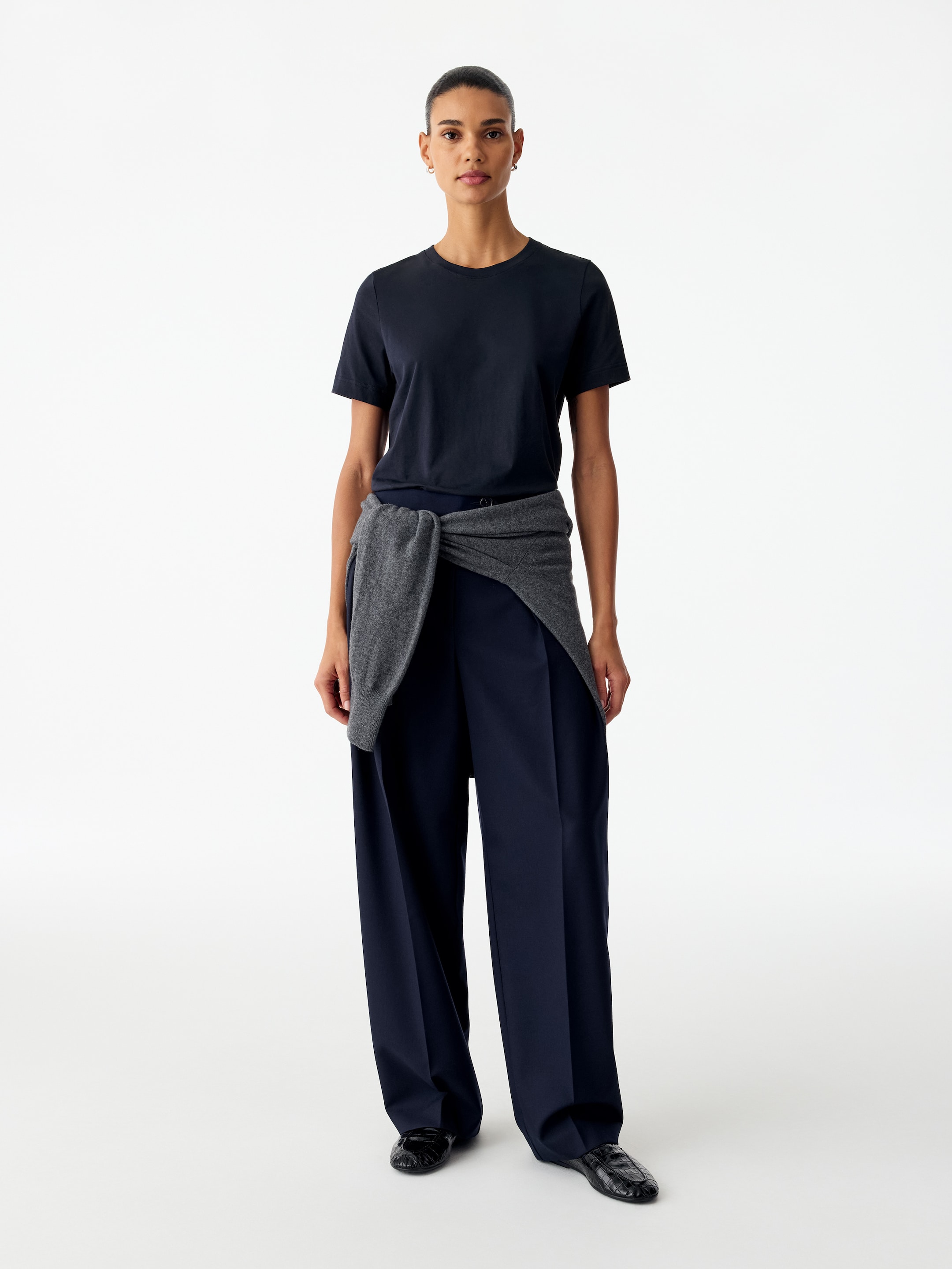 Signature Short-Sleeve T-Shirt - Dark Blue - Regular fit - women - StillMedia/Lookbook - 13