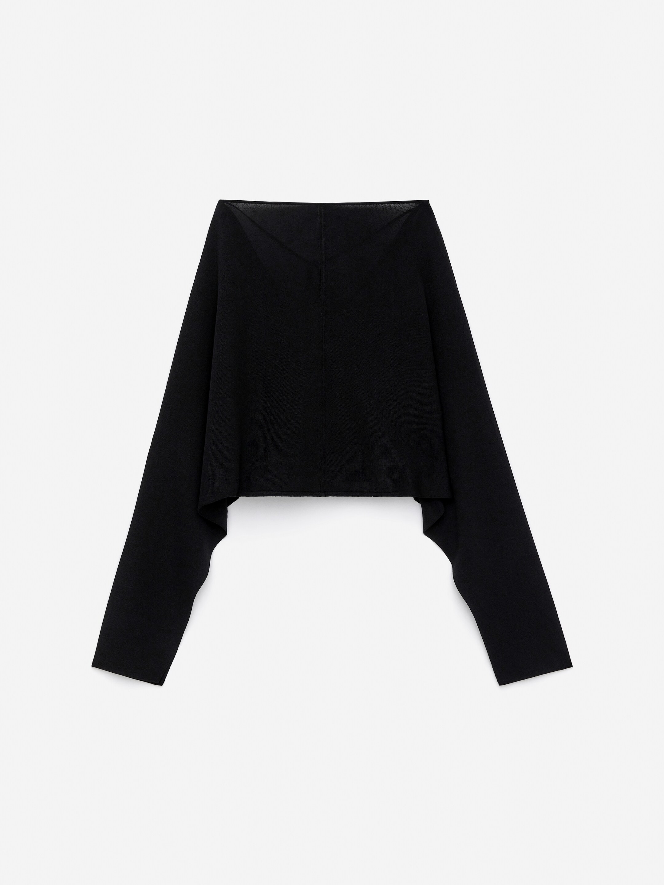 Agrandir l'image: Un haut noir en tricot ample est présenté de dos, avec un design large et ouvert, doté de deux cordons à nouer au niveau du cou et de longues manches larges.