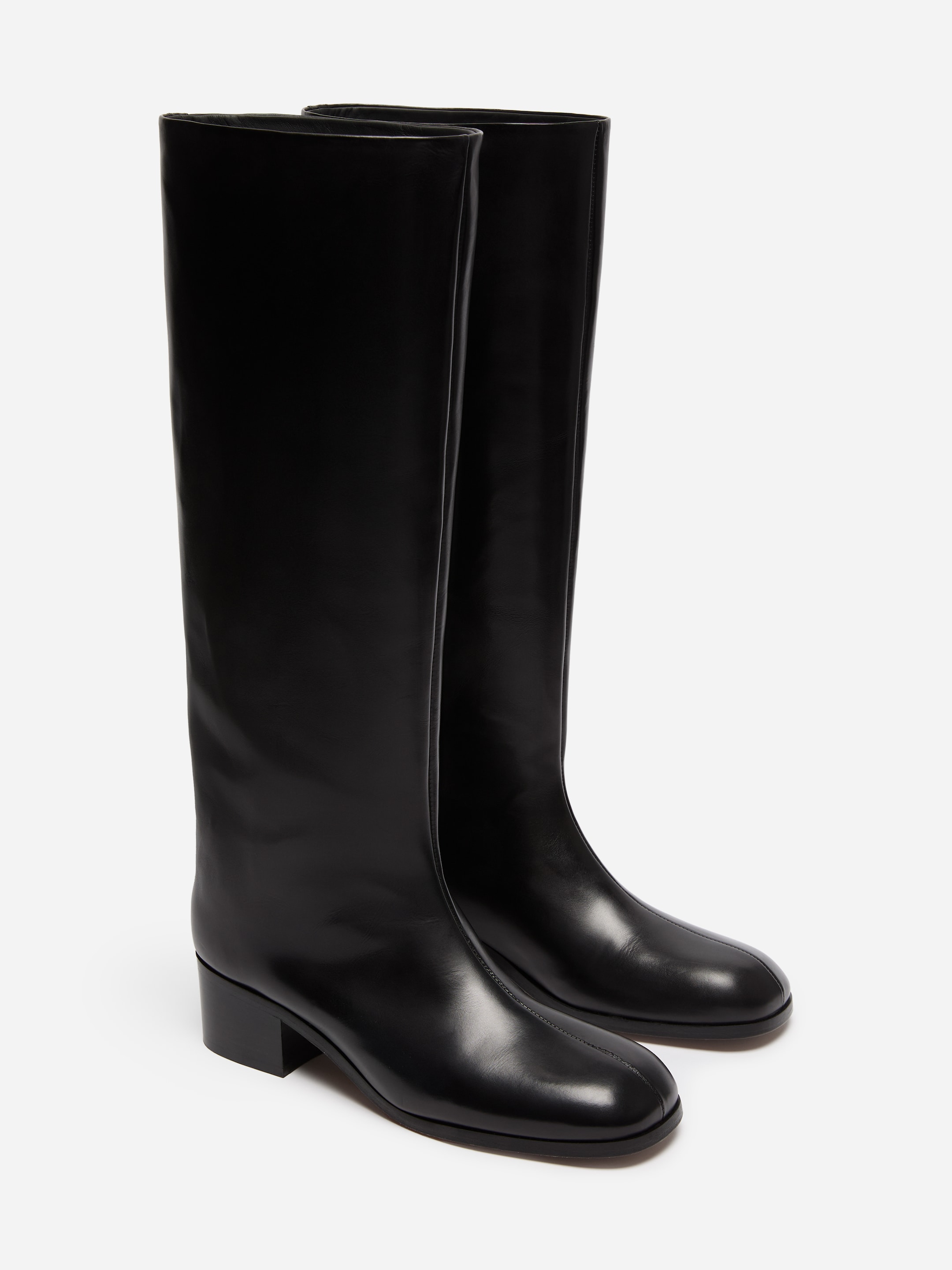 Knee-high Leather Boots - Black - women - StillMedia/DescriptiveStillLife - 3