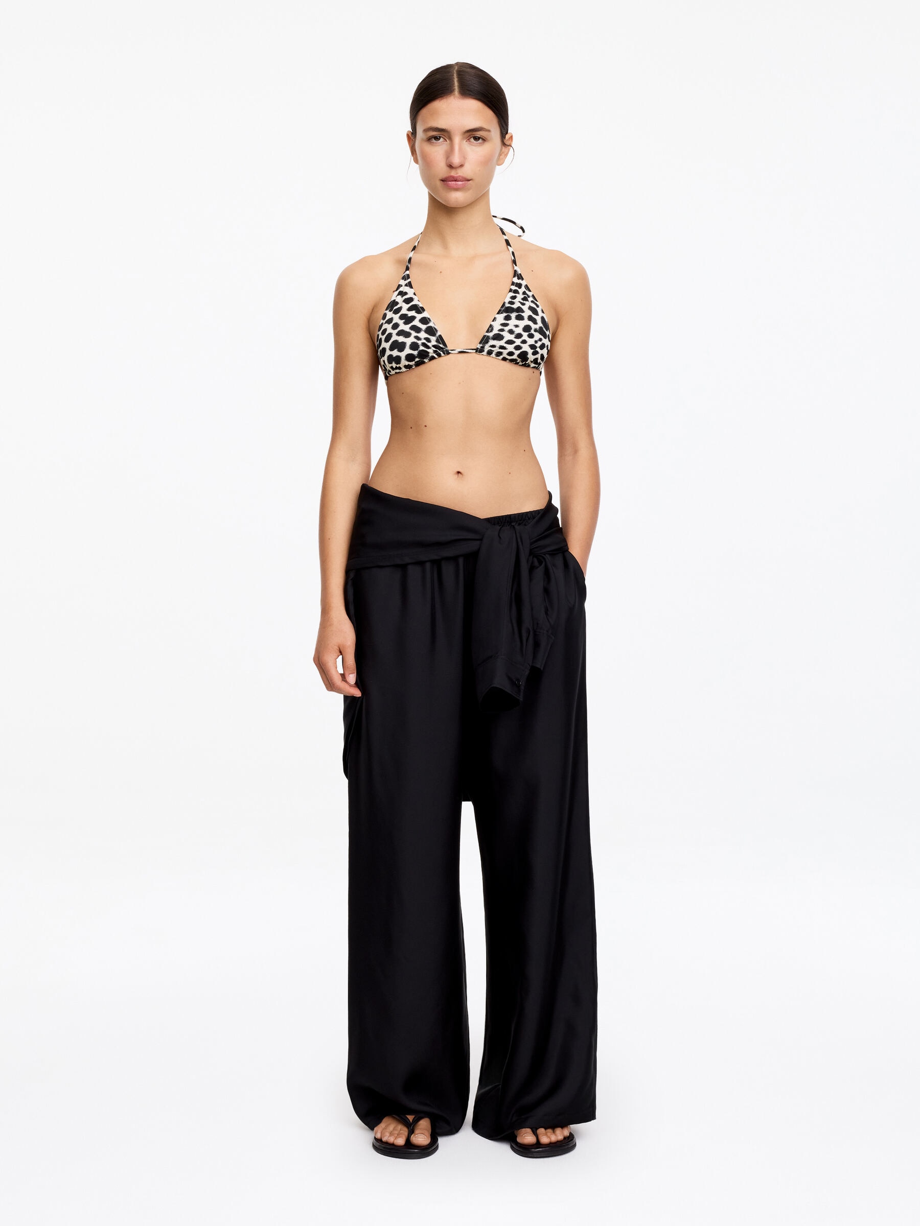 Triangle Bikini Top - Black/Beige - Women - StillMedia/Lookbook - 5