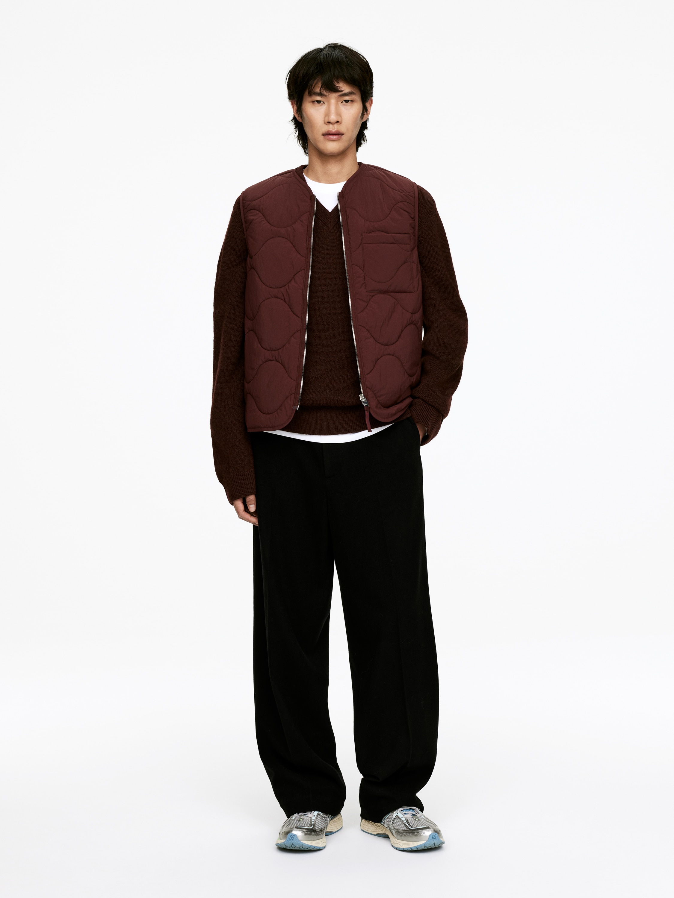 2-in-1 Quilted Liner Vest - Reddish Brown/Black