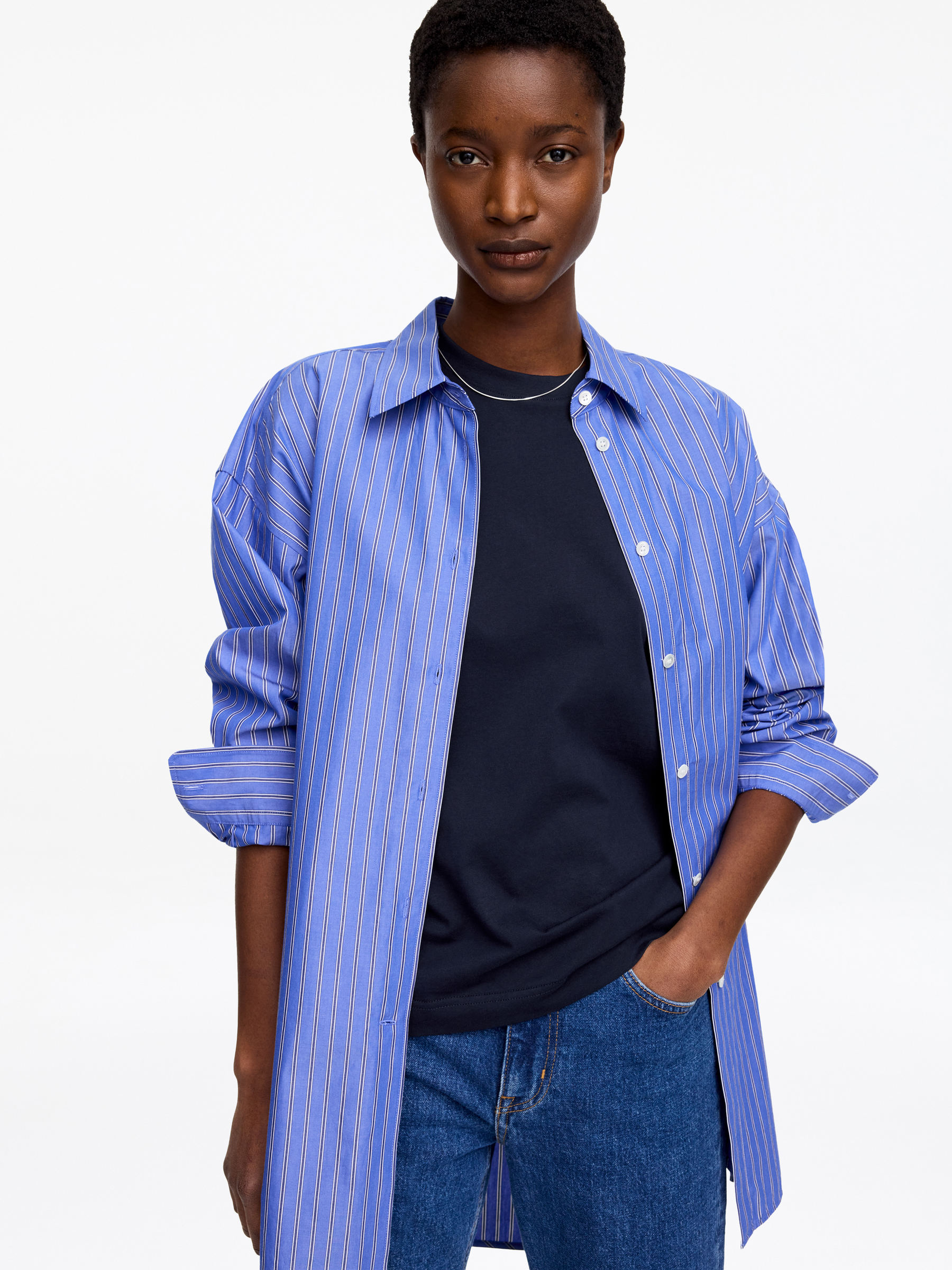 LILY Signature T-Shirt - Dark Blue - Regular fit - Women - StillMedia/Lookbook - 5