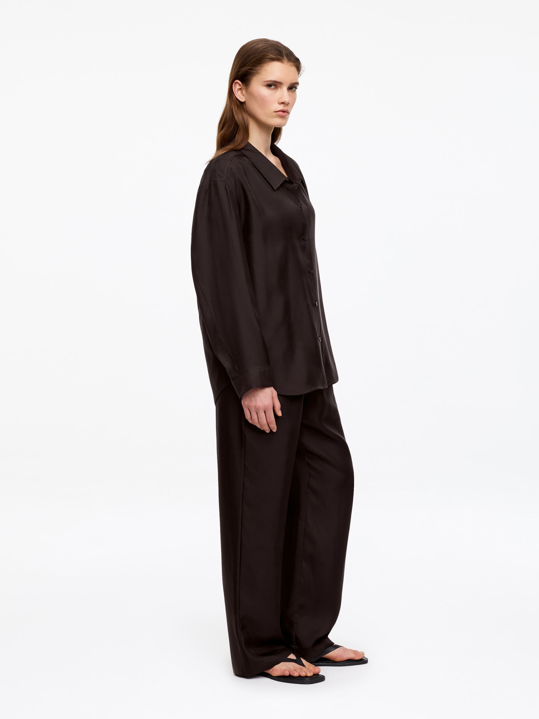 Koszula z jedwabnego diagonalu - Ciemnobrązowy - Fason normalny - Women - StillMedia/Lookbook - 6