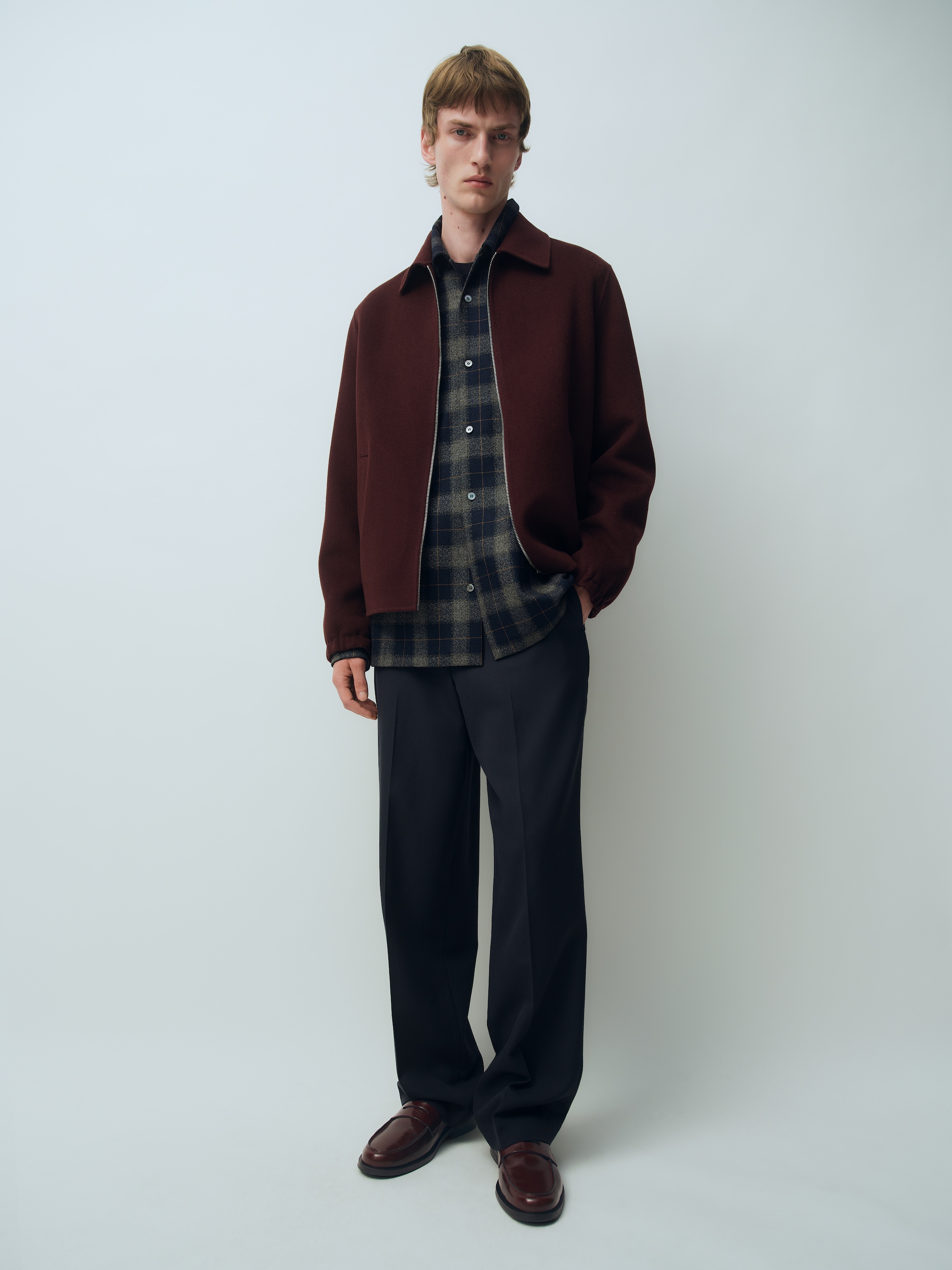 Relaxed Wool Trousers - Dark Blue - Relaxed fit - men - StillMedia/Environmental - 1