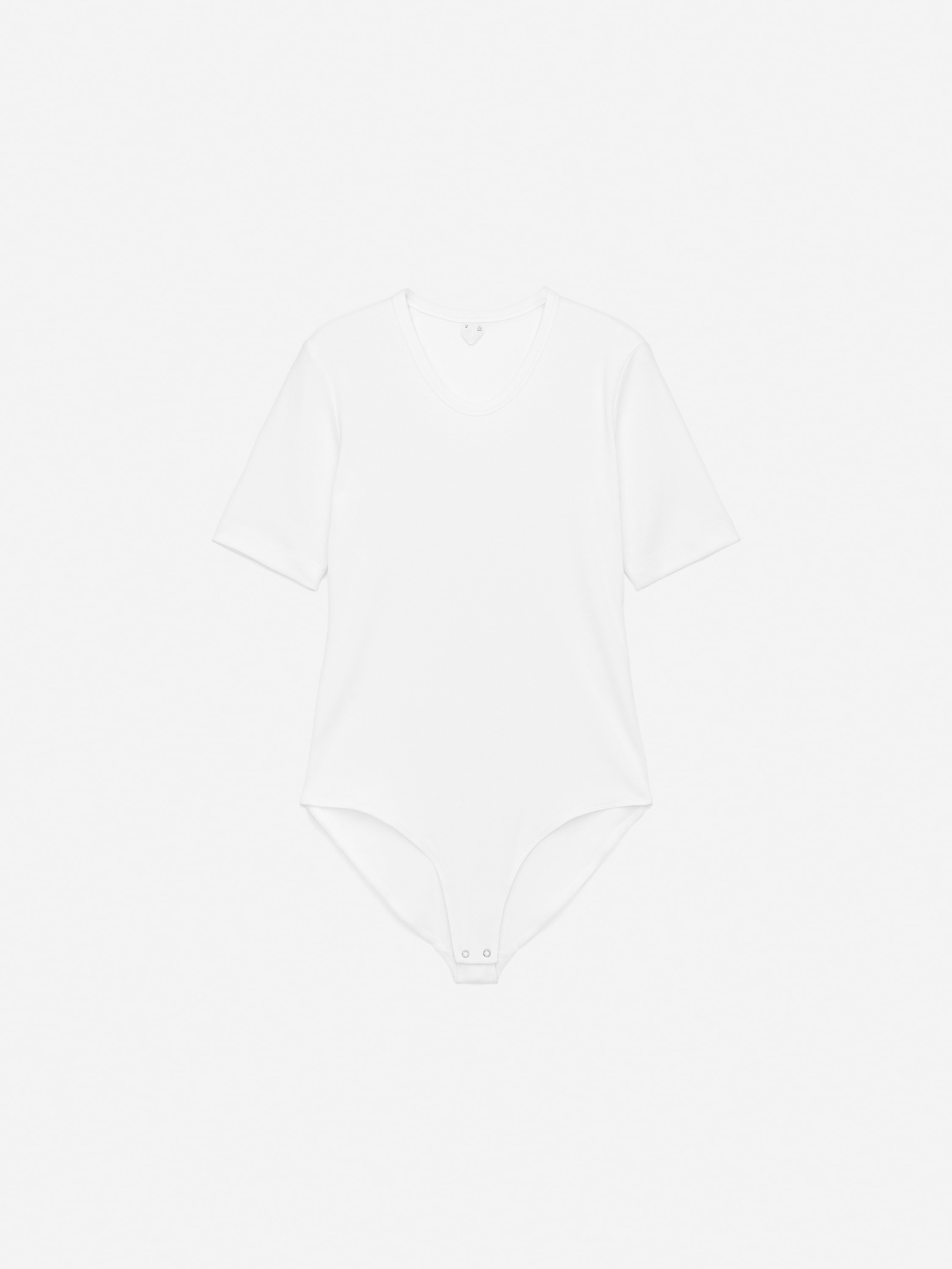 Žebrované body - White