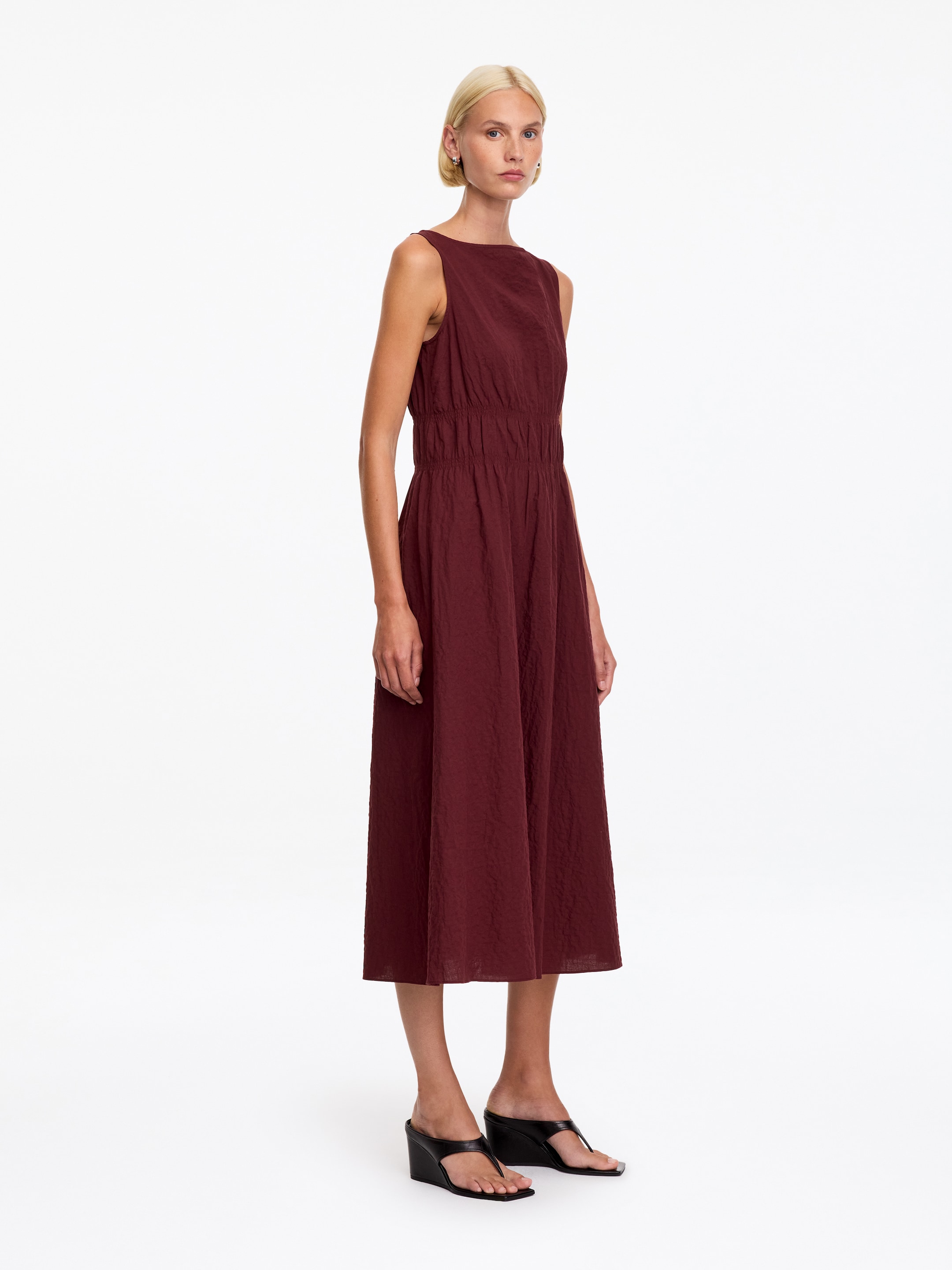 Seersucker Dress - Burgundy - Slim fit - women - StillMedia/Lookbook - 8