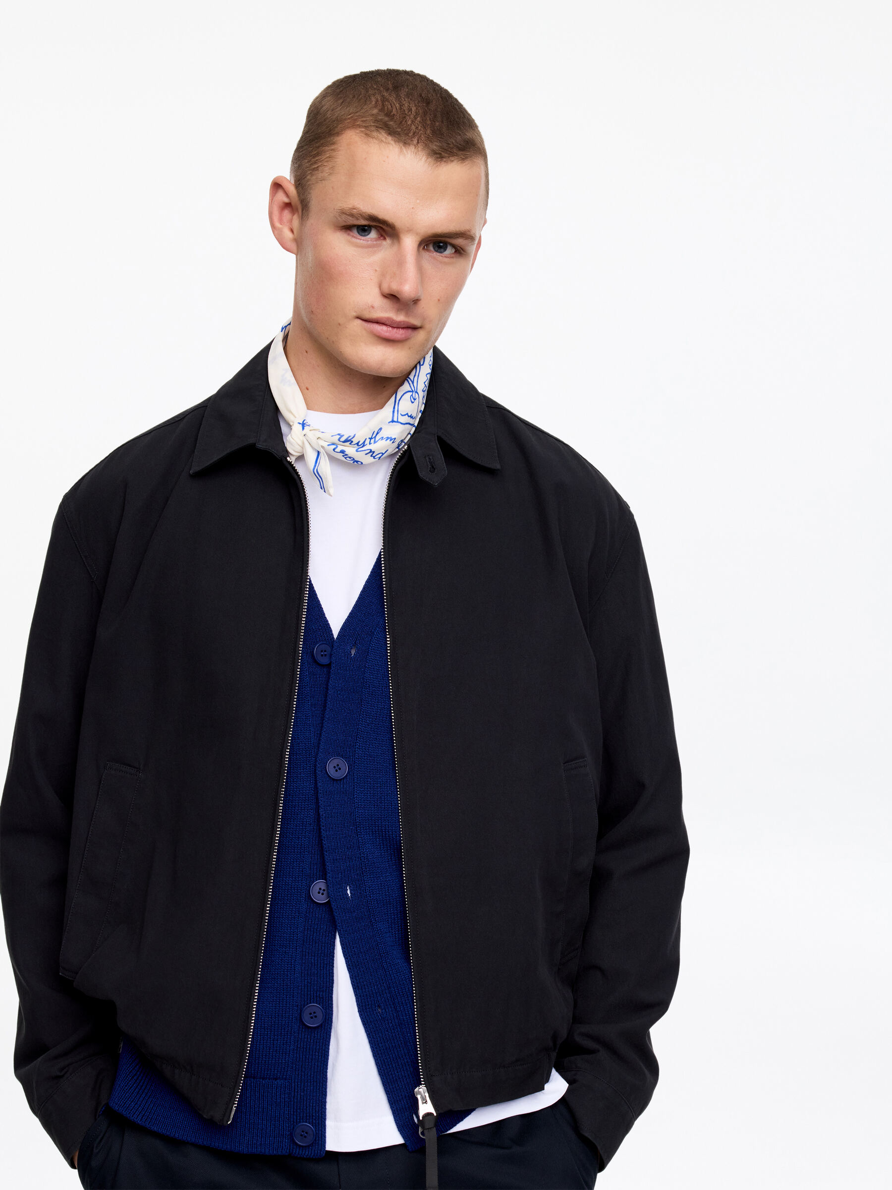 ARKET CAFÉ Printed Bandana - White/Blue - Café - StillMedia/Lookbook - 5