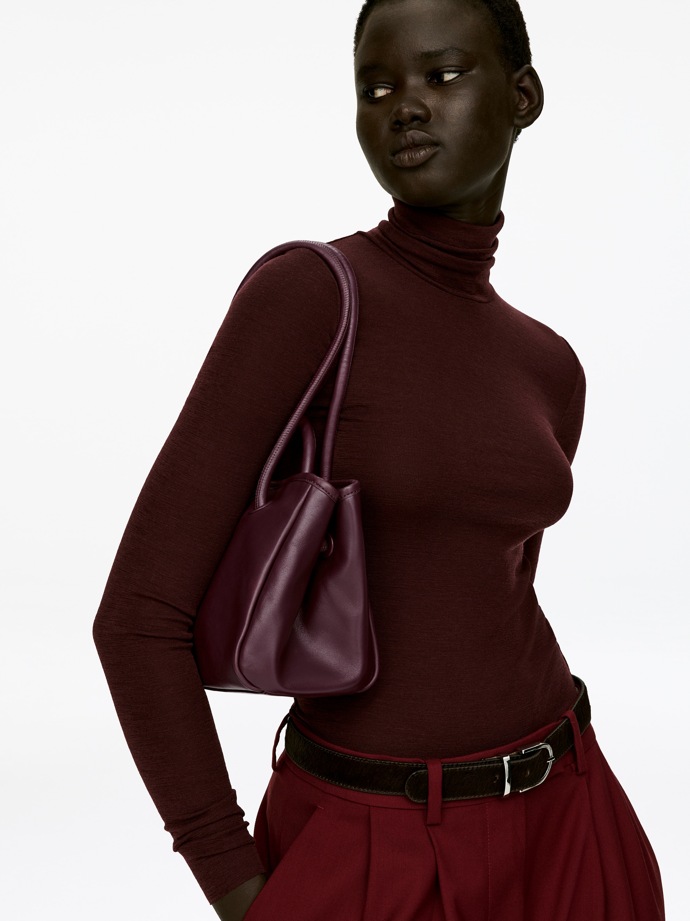 Skórzana torebka crossbody - Ciemnoczerwony