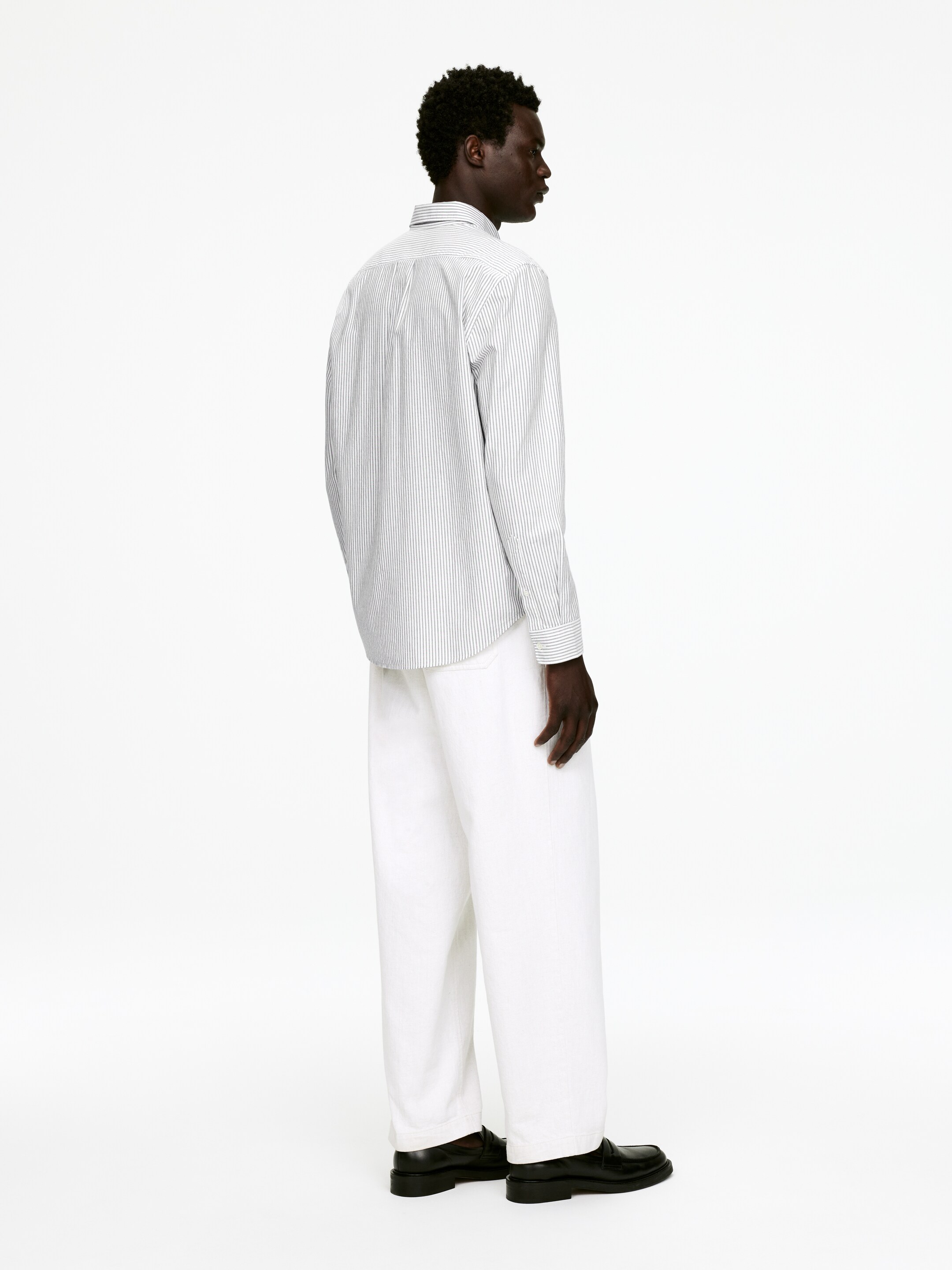 Ver imagem maior: Camisa Oxford - Cinzento/Branco - HOMEM | H&M PT 4