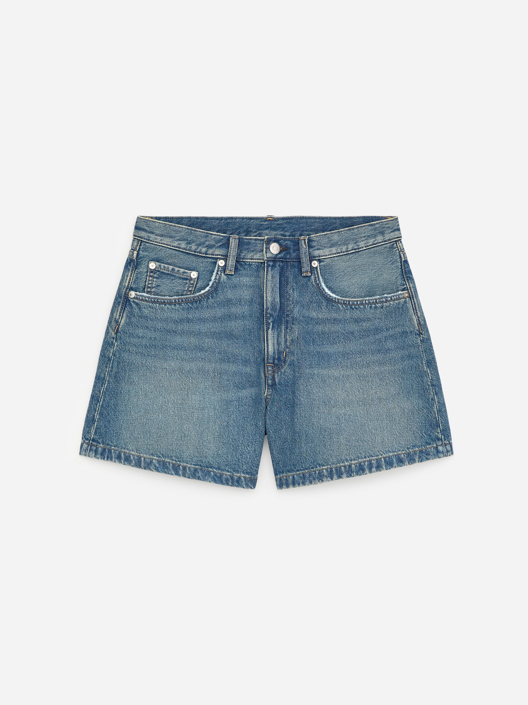 Denim Shorts - Light Blue - Regular fit - Women - StillMedia/DescriptiveStillLife - 1