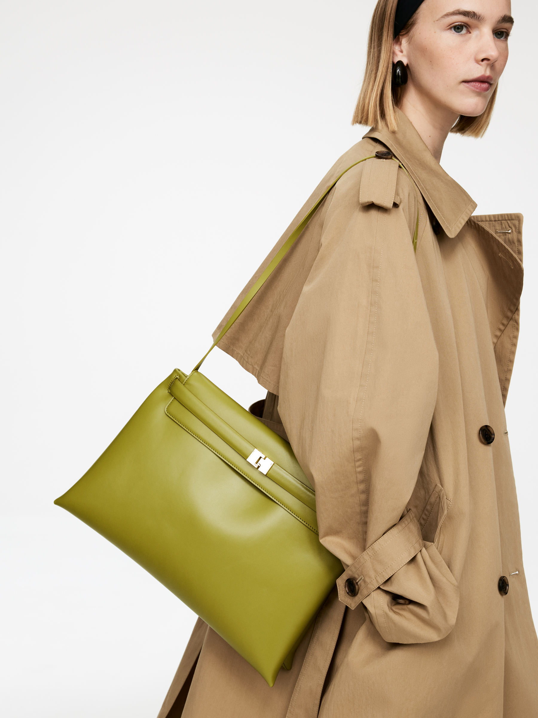 Leather Shoulder Bag - Green - Women - StillMedia/Lookbook - 8