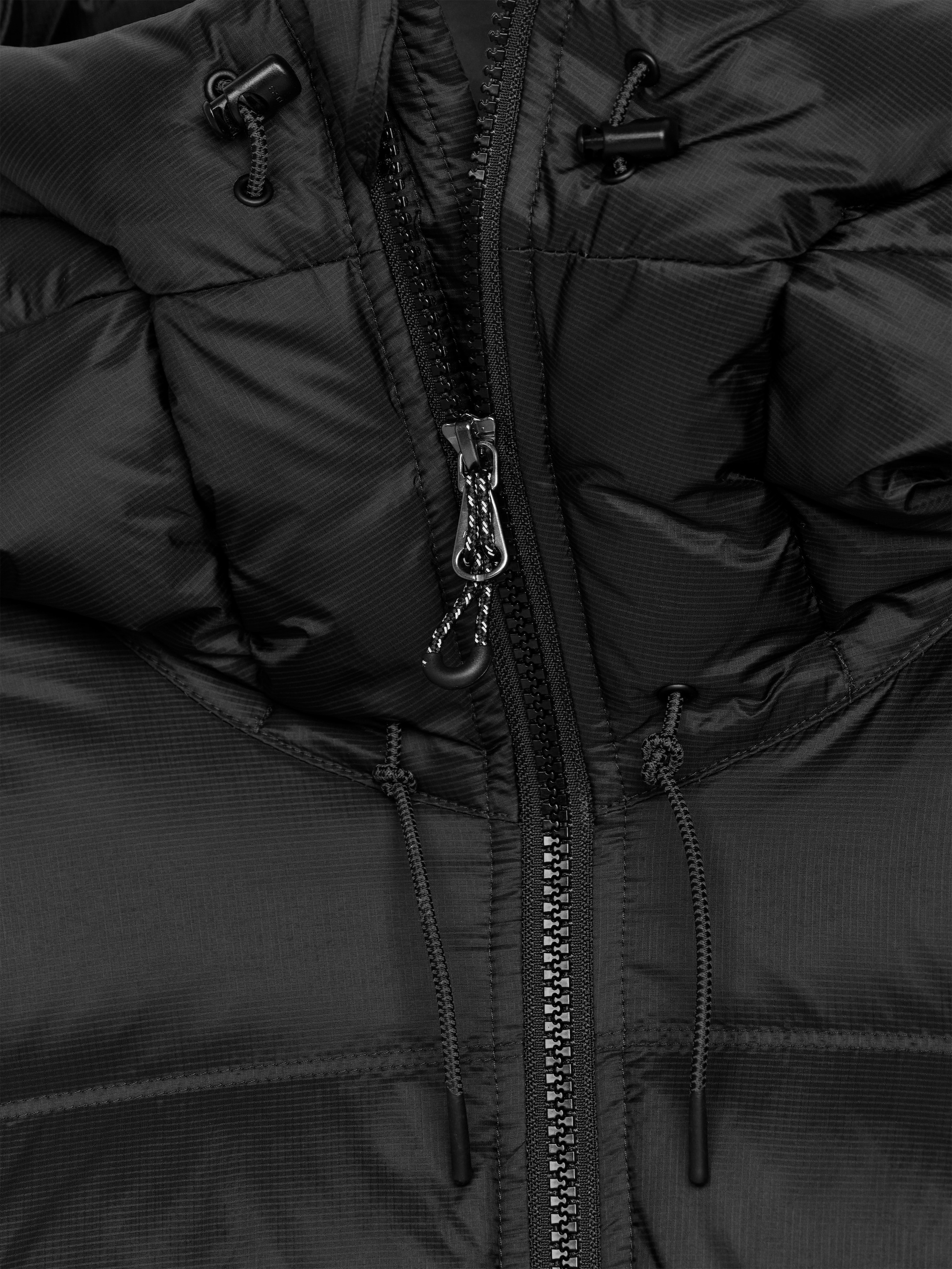 Upcycled Down Sporty Jacket - Black - Regular fit - Men - StillMedia/DescriptiveDetail - 2