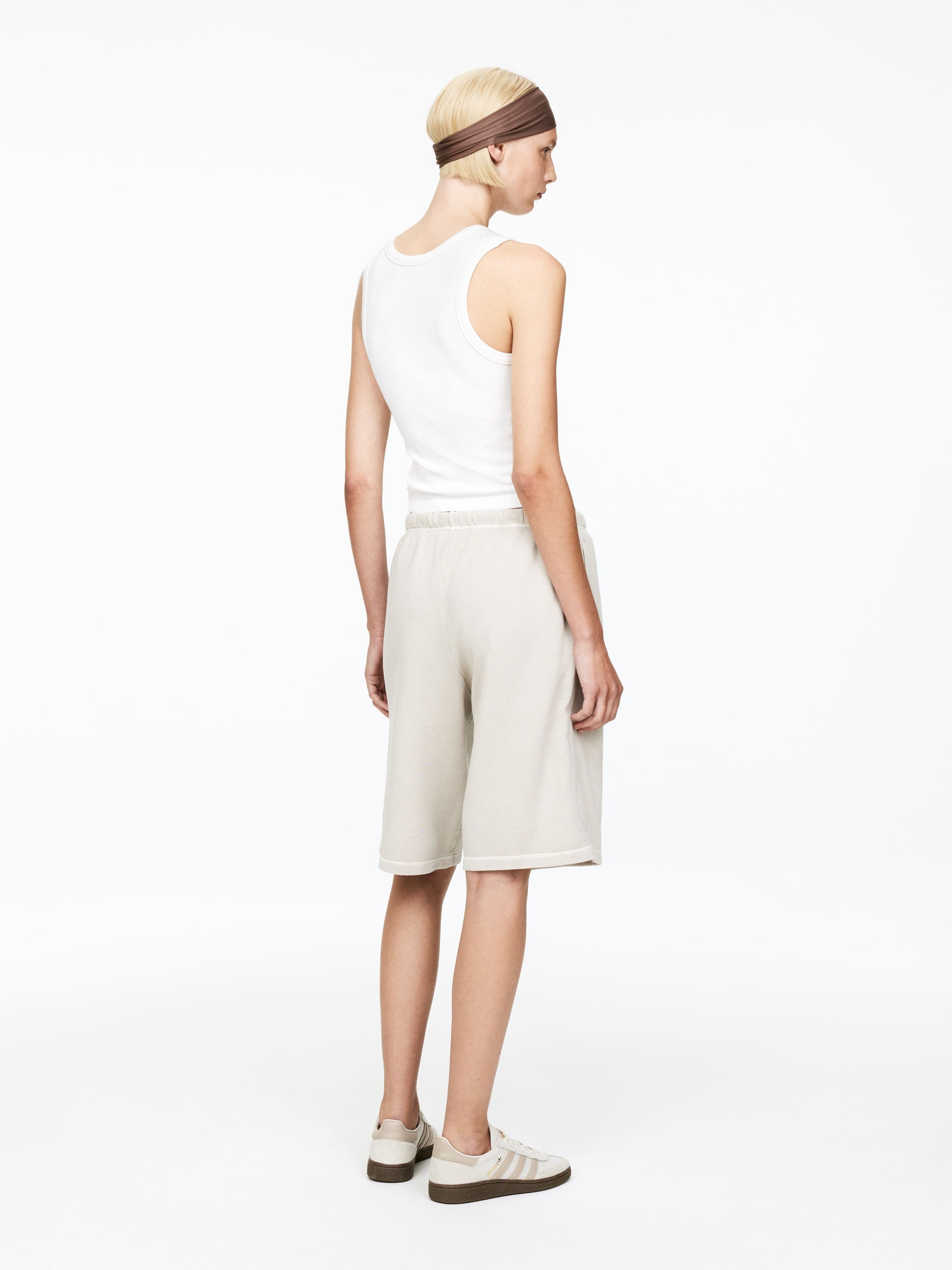 Ribbed Seamless Tank Top - White - Slim fit - Women - StillMedia/Lookbook - 6