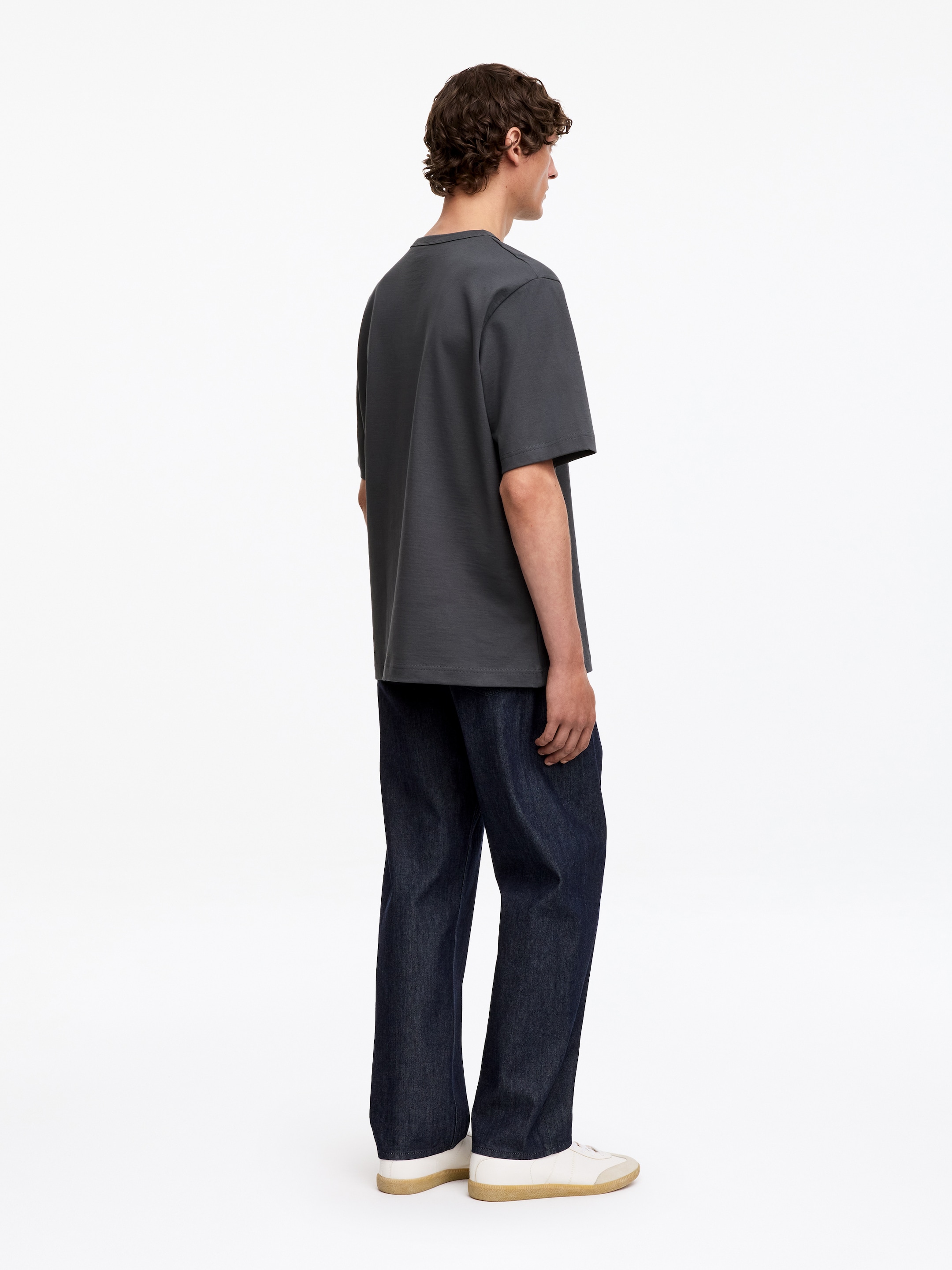 Oversize-T-Shirt, 270 GSM - Dunkelgrau - Relaxed Fit - Herren - StillMedia/Lookbook - 10
